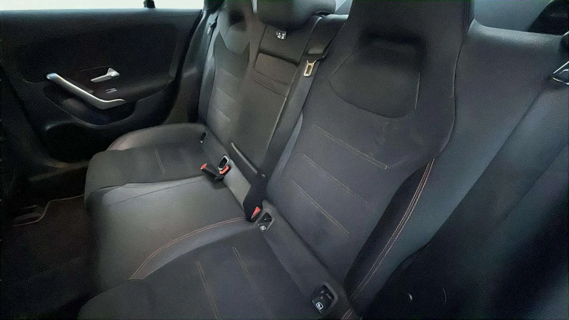 Mercedes-Benz CLA 250 e - foto 22
