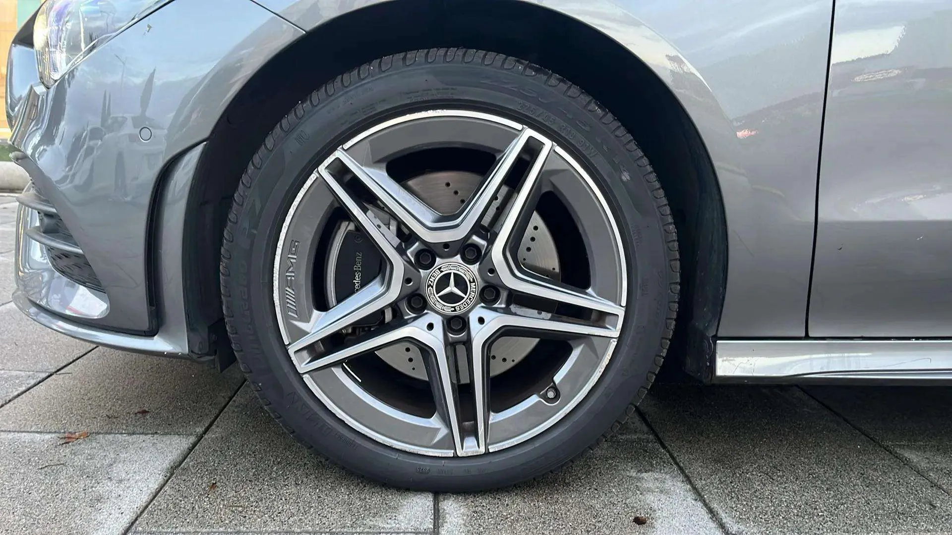 Mercedes-Benz CLA 250 e - foto 6