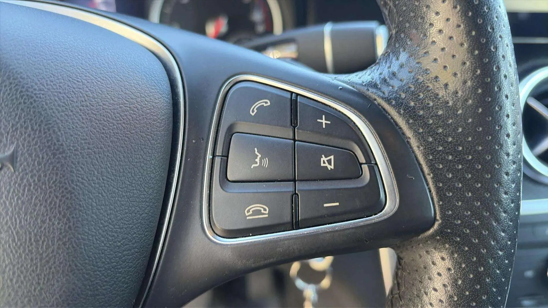 Mercedes-Benz Clase A A 200 d AMG Line - foto 10