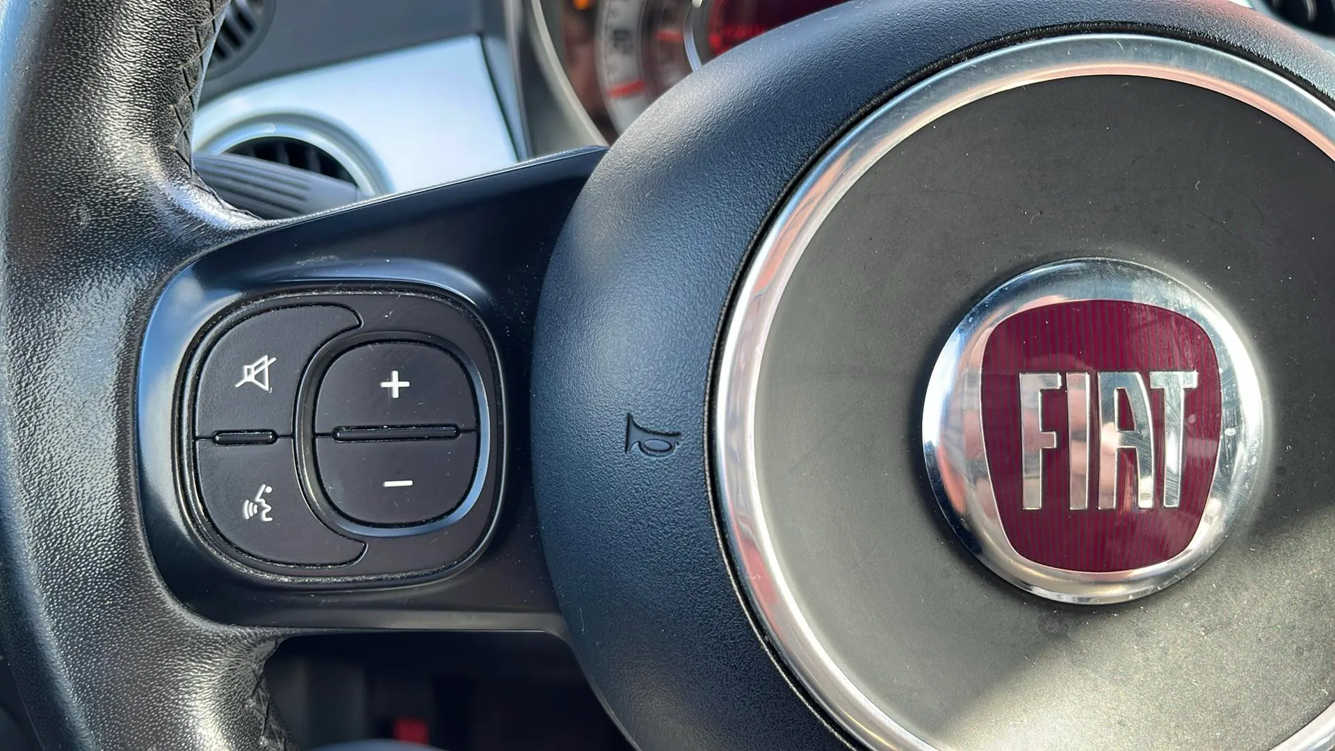 Fiat 500 Sport 1.0 Hybrid - foto 12