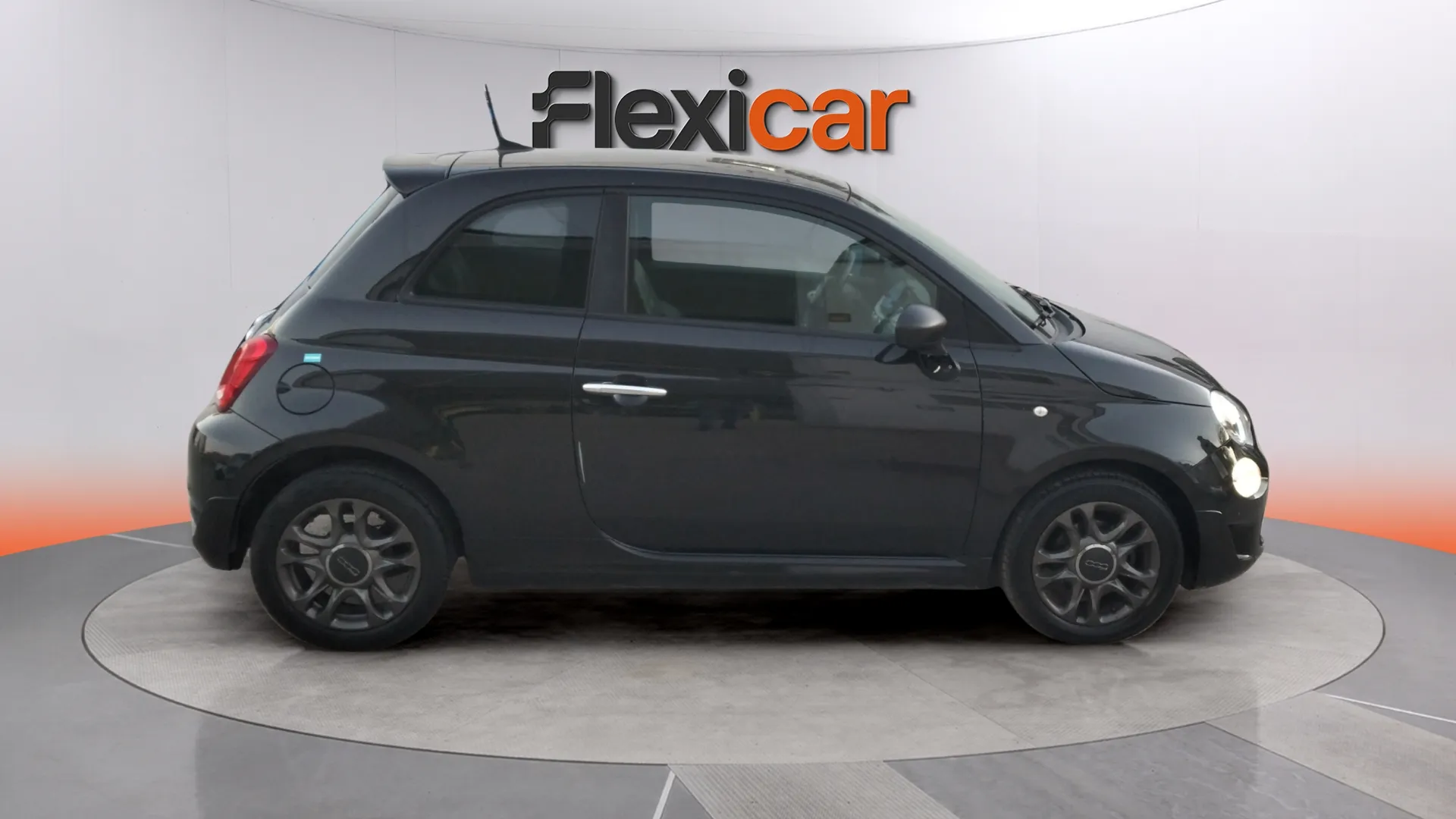 Fiat 500 Club 1.0 Hybrid - foto 3