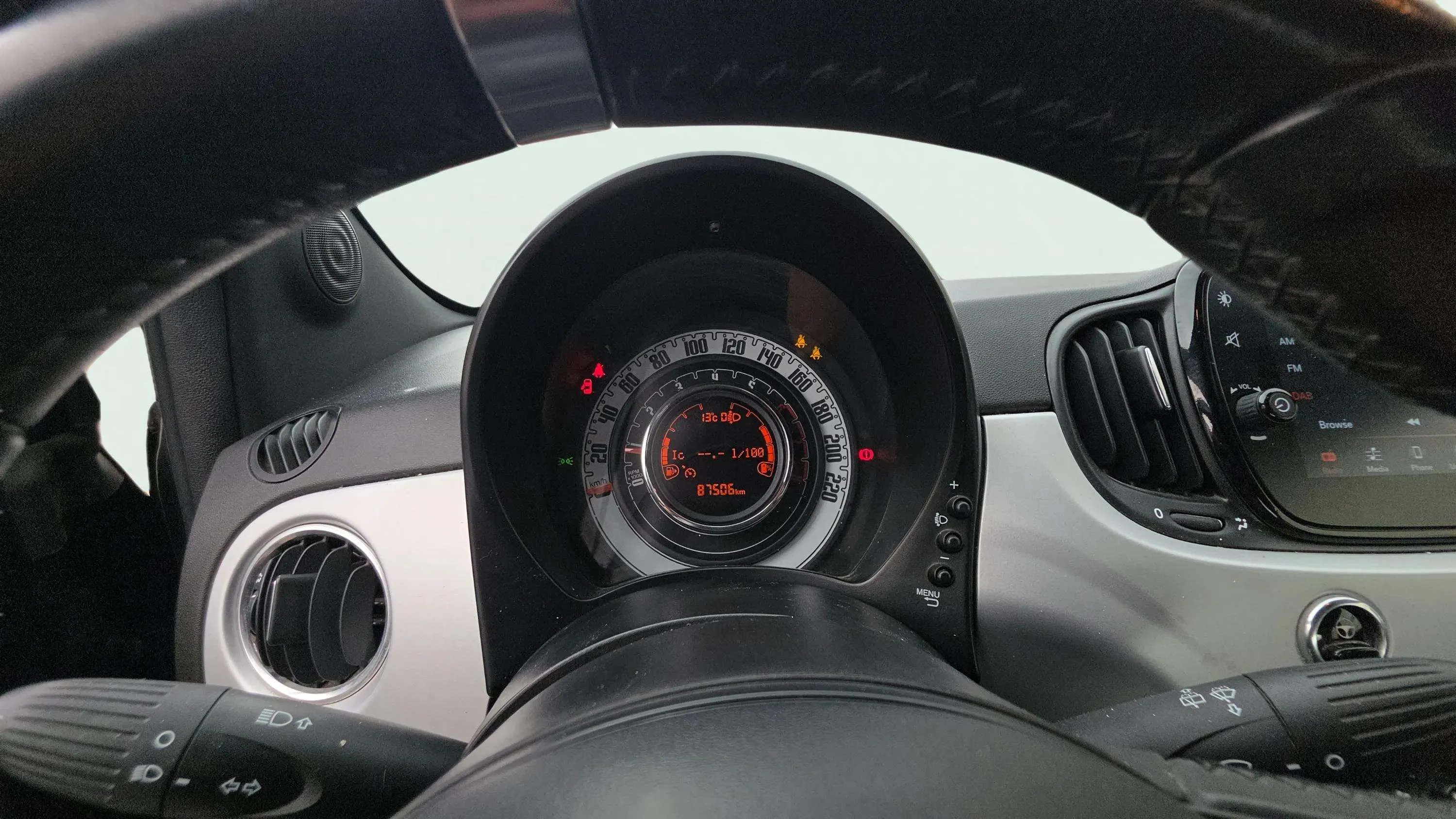 Fiat 500 Club 1.0 Hybrid - foto 9