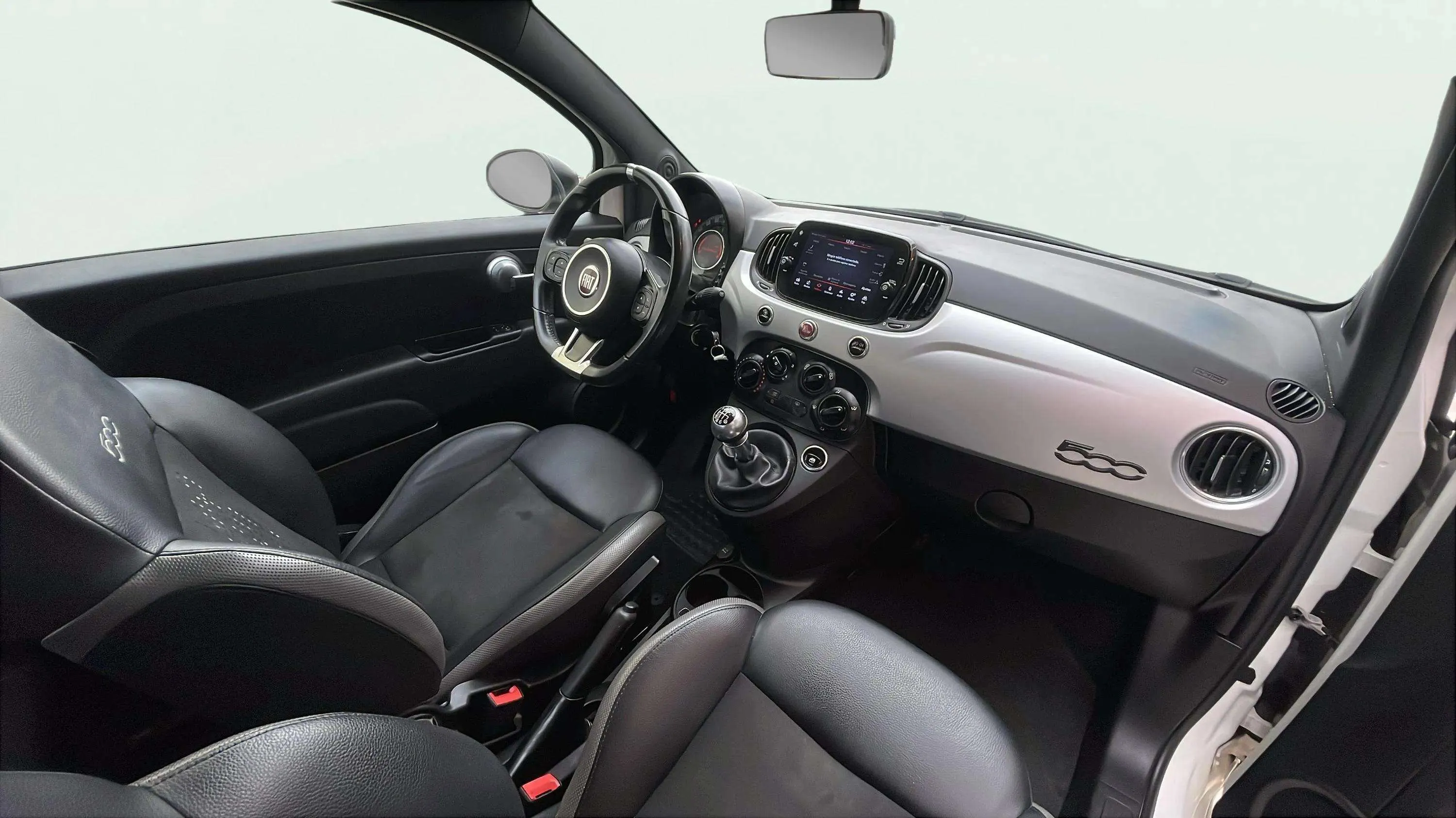 Fiat 500 Club 1.0 Hybrid - foto 17