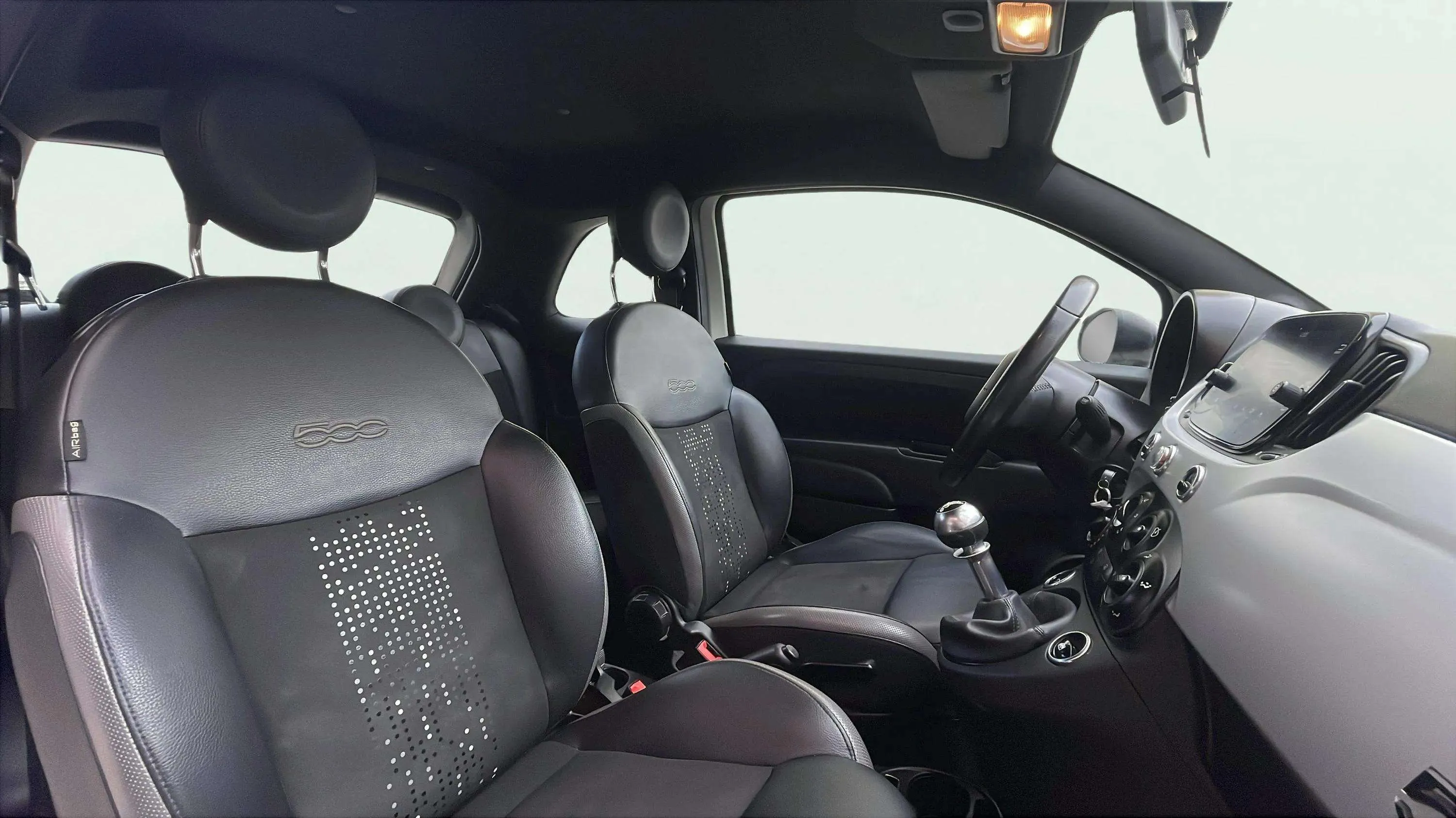 Fiat 500 Club 1.0 Hybrid - foto 20