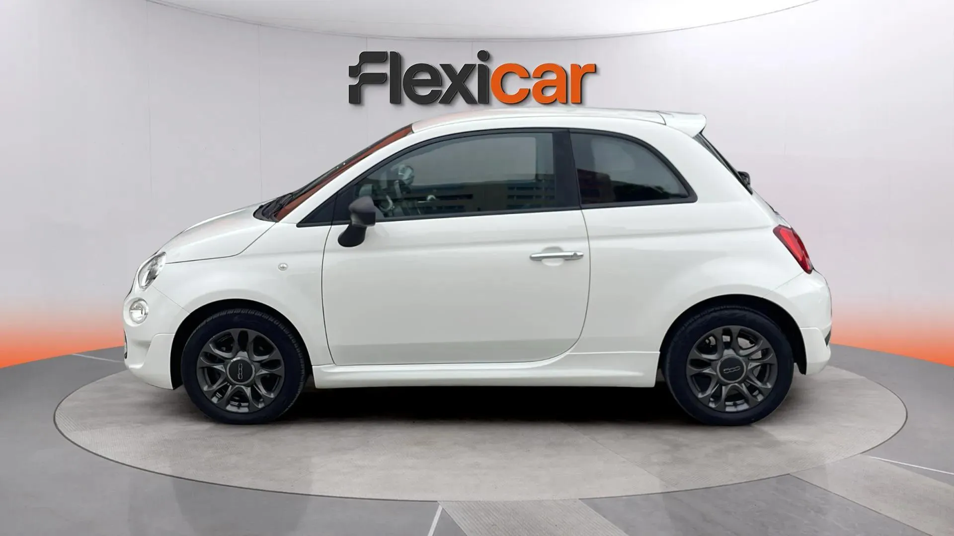 Fiat 500 Club 1.0 Hybrid - foto 3
