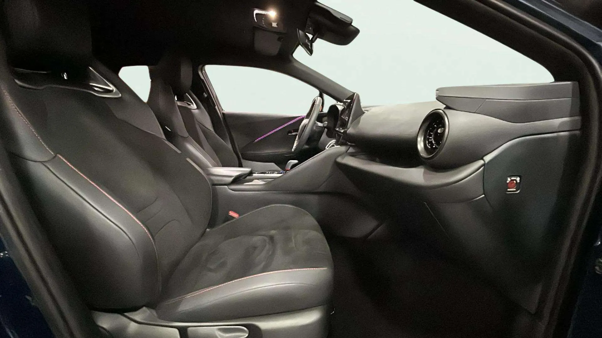 Toyota C-HR 2.0 220PH Premiere Edition GR Sport - foto 13