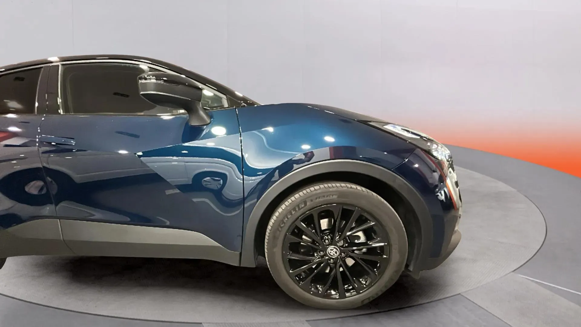 Toyota C-HR 2.0 220PH Premiere Edition GR Sport - foto 17