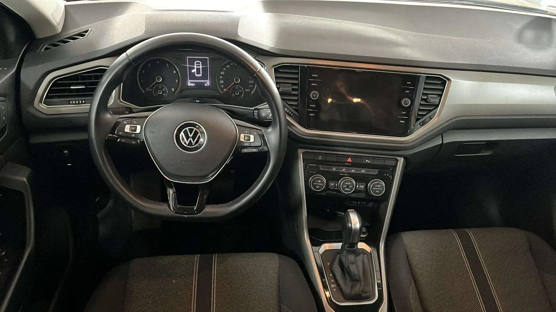 Volkswagen T-Roc Advance 1.5 TSI DSG - foto 10