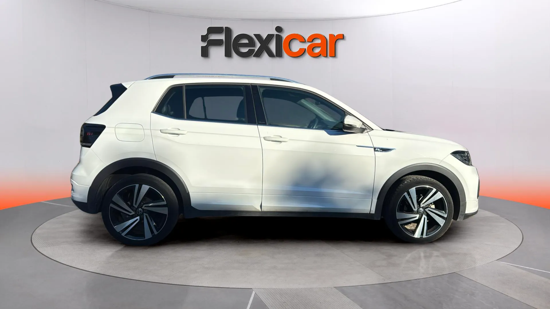 Volkswagen T-Cross R-Line 1.5 TSI DSG - foto 5