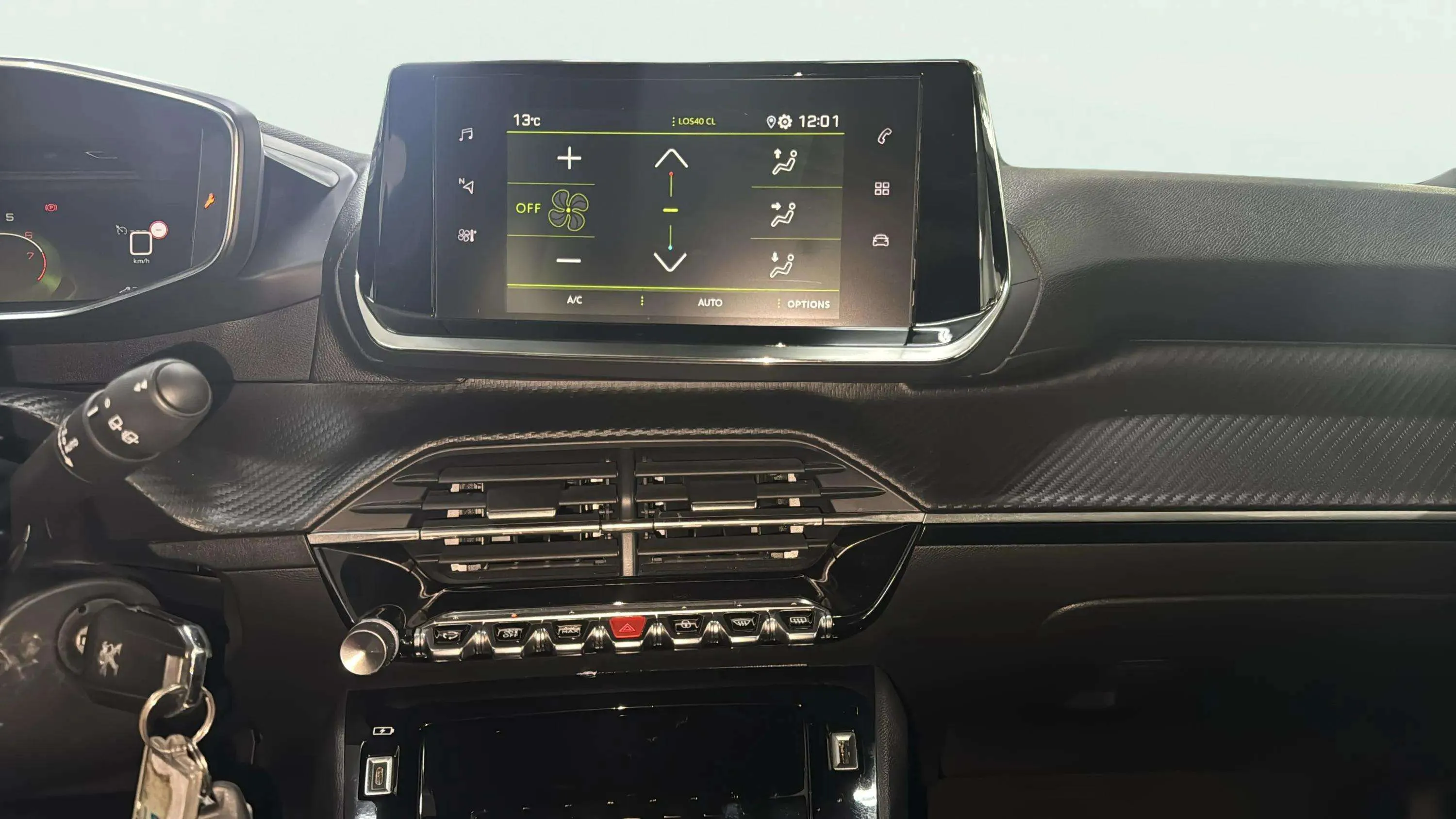 Peugeot 2008 Allure Pack PureTech 100 - foto 10