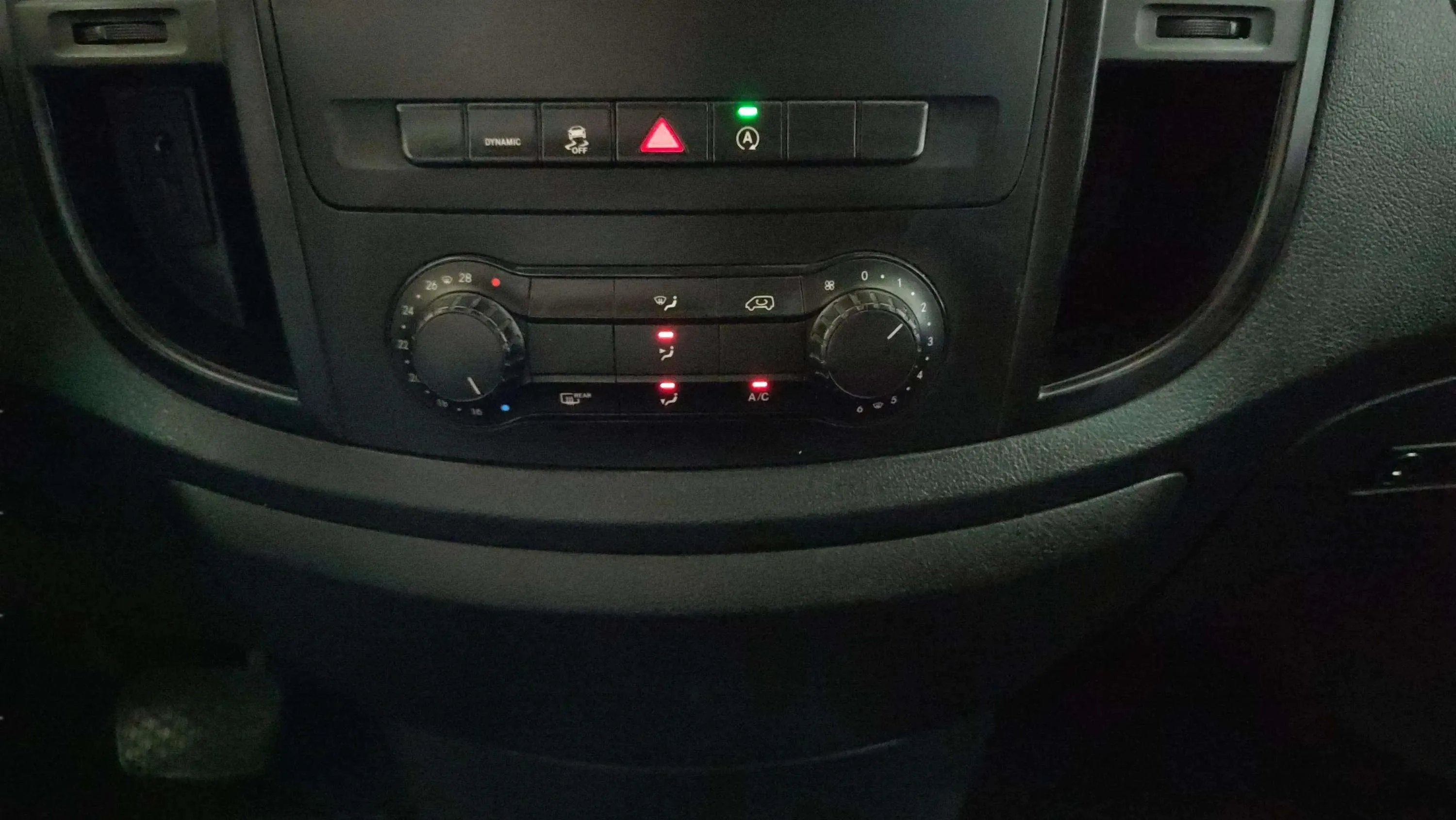 Mercedes-Benz Vito 200 d Marco Polo Activity Largo - foto 12