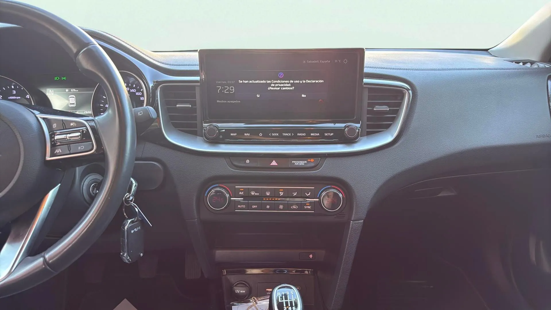 Kia Ceed 1.6 MHEV iMT Drive - foto 10