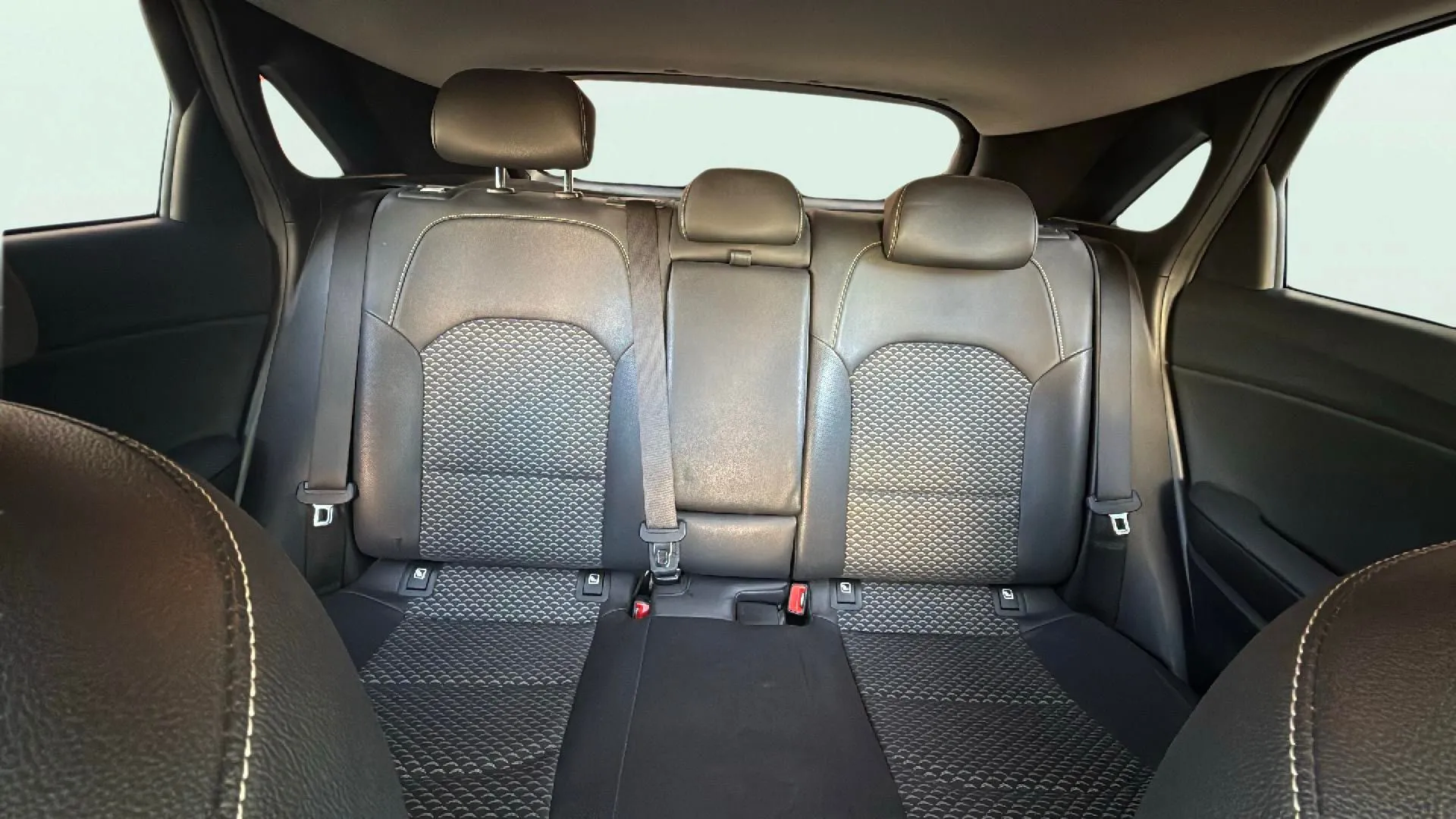 Kia Ceed 1.6 MHEV iMT Drive - foto 15