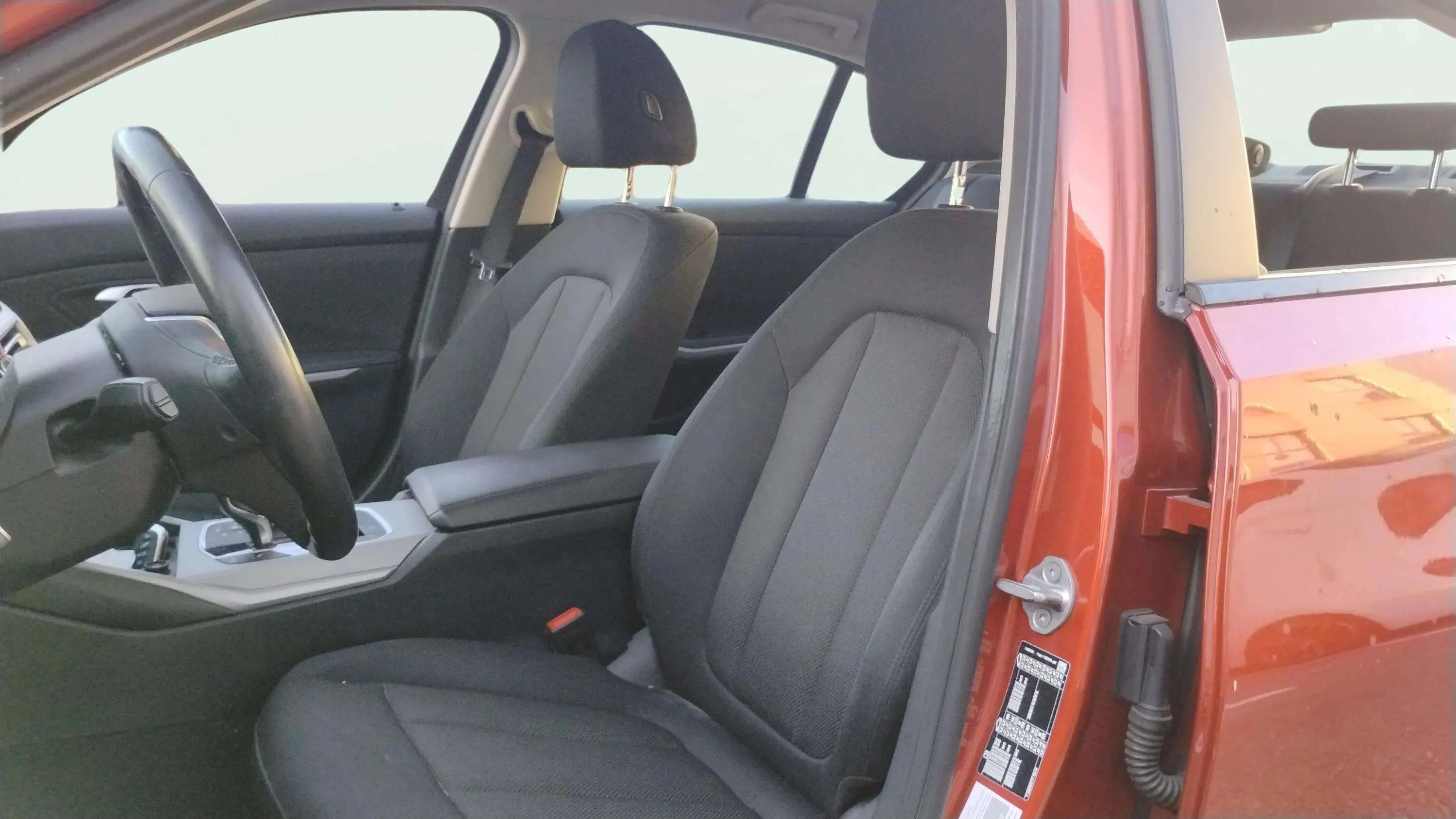 BMW Serie 3 318d - foto 10