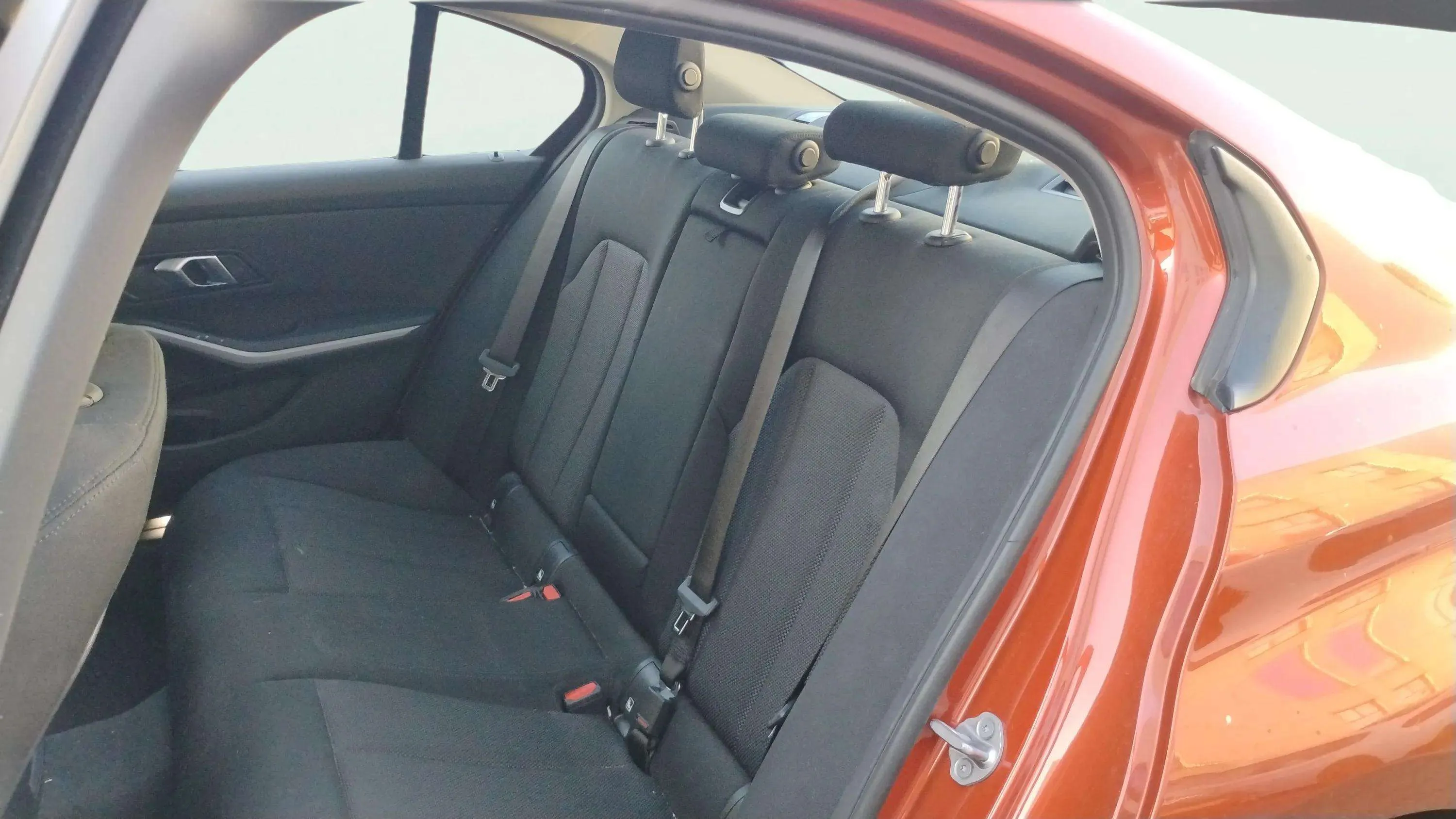 BMW Serie 3 318d - foto 11