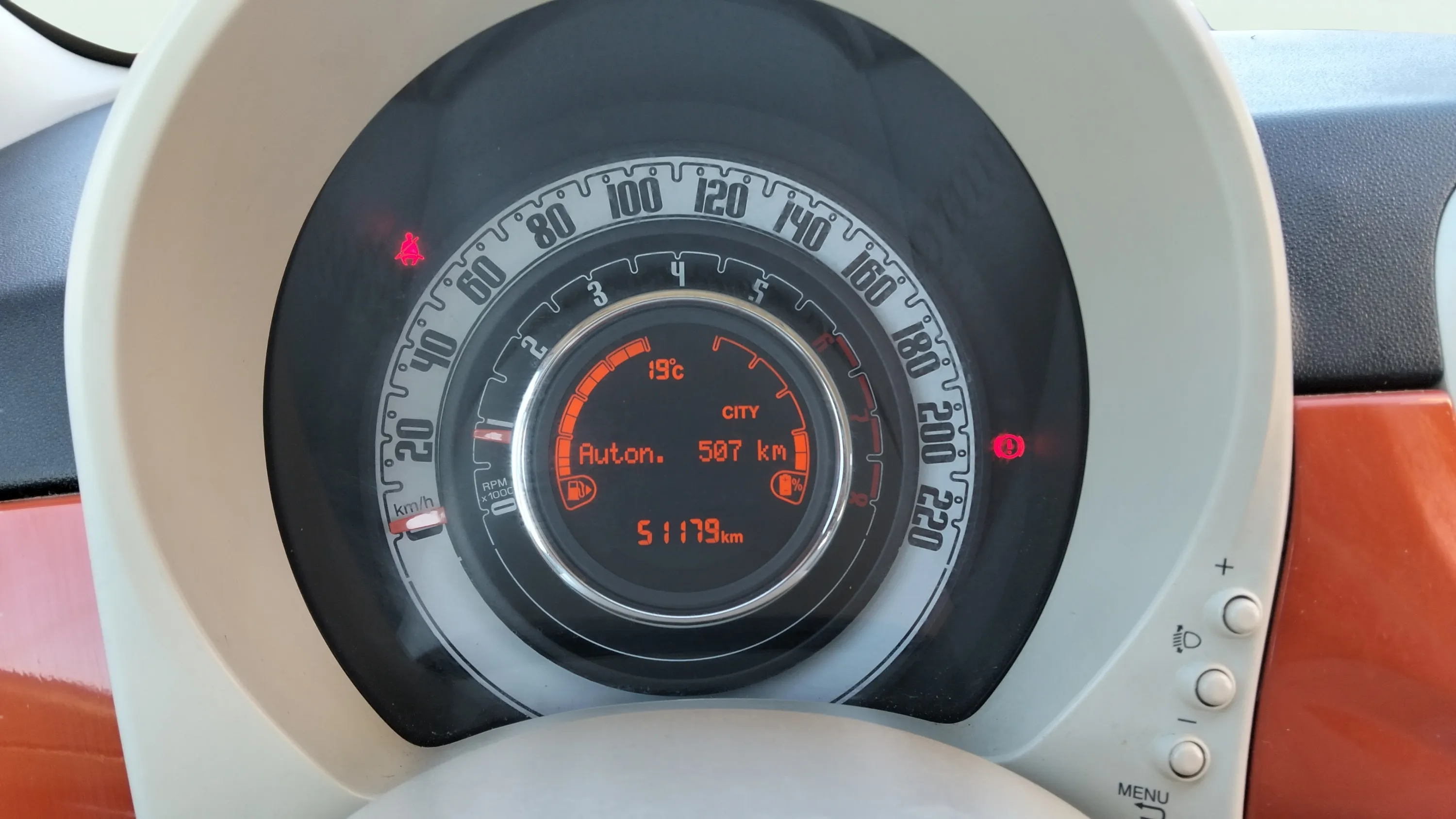 Fiat 500 Cult 1.0 Hybrid - foto 8