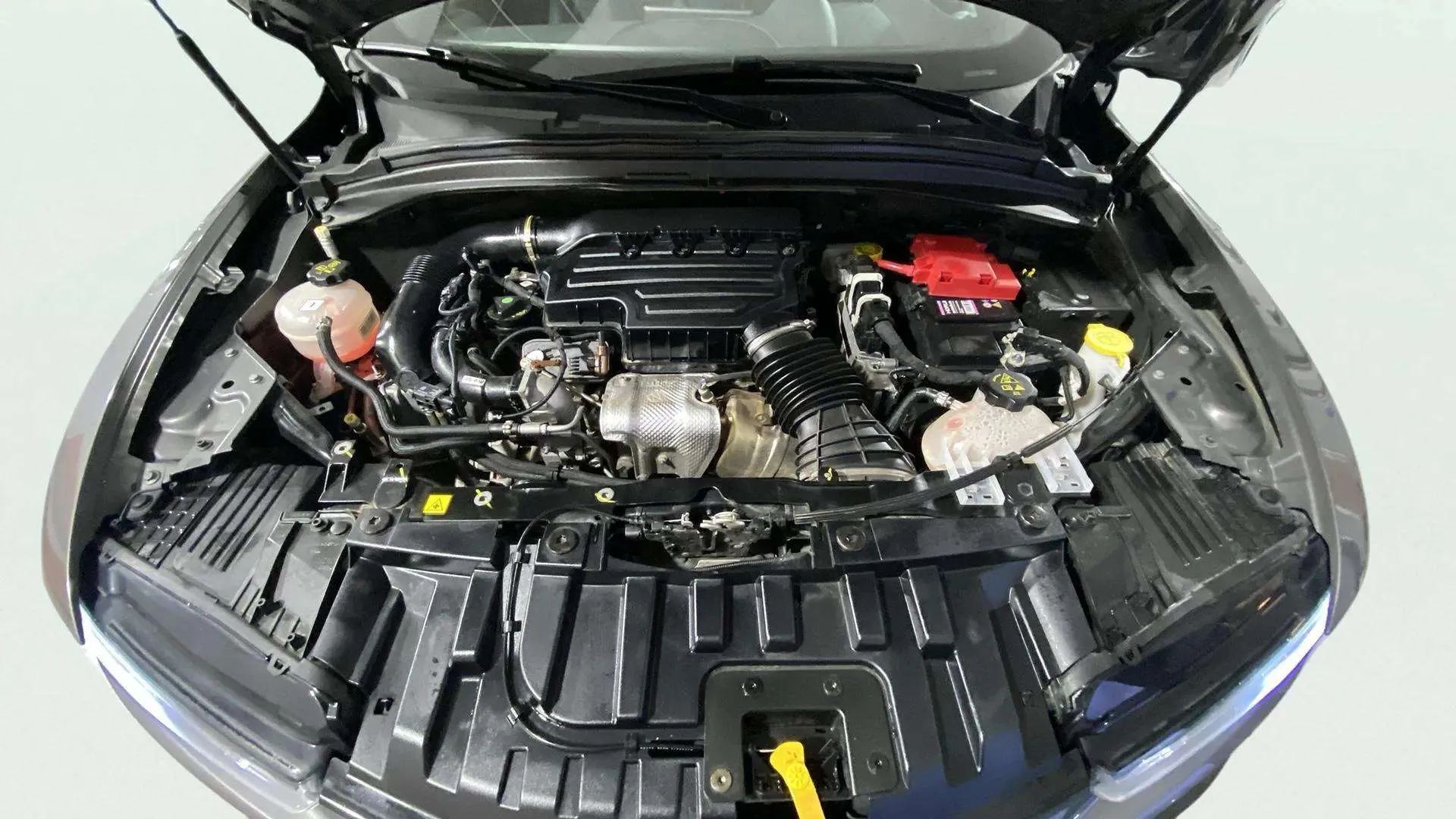 Alfa Romeo Tonale 1.5 MHEV Gasolina Sprint FWD - foto 26