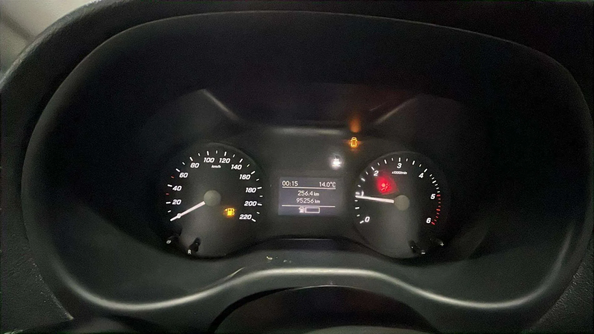 Mercedes-Benz Vito 200 d Marco Polo Activity Largo - foto 10