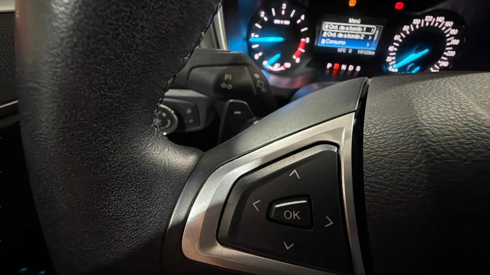 Ford Mondeo 2.0 TDCi PowerShift Trend - foto 14