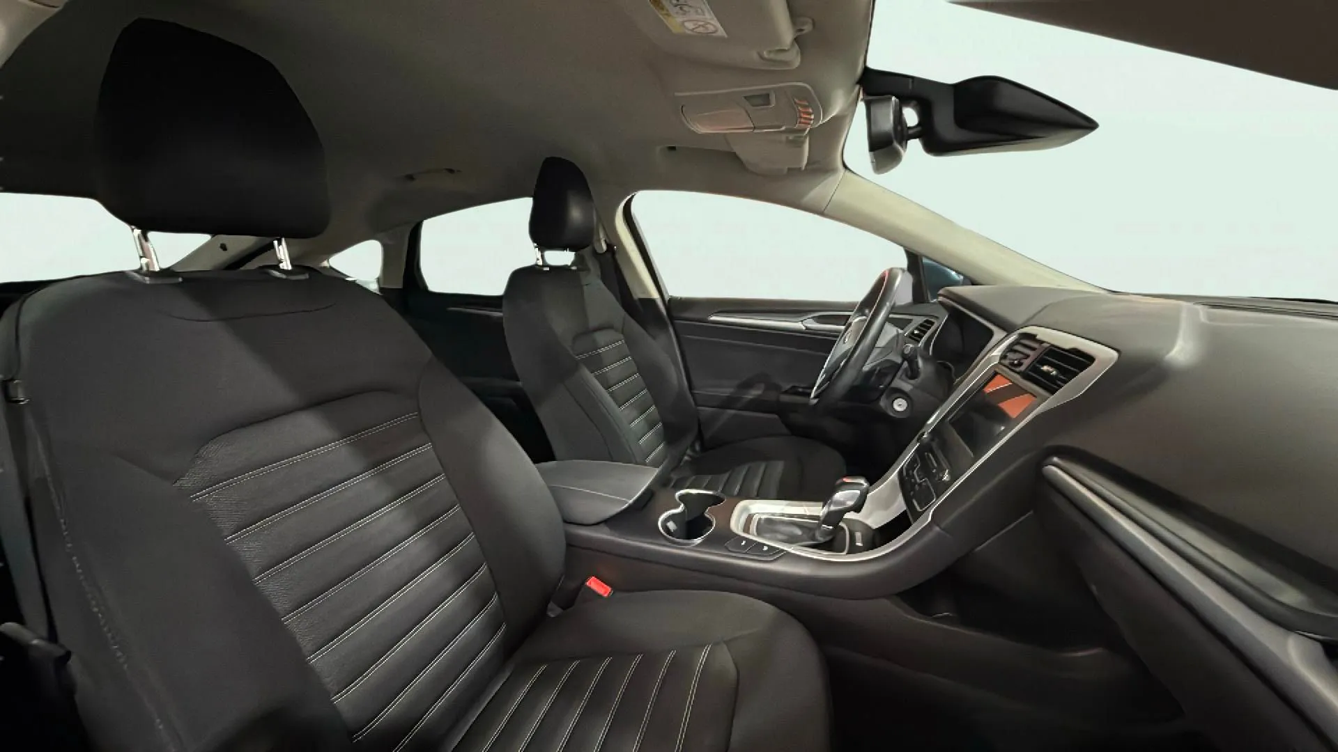 Ford Mondeo 2.0 TDCi PowerShift Trend - foto 12