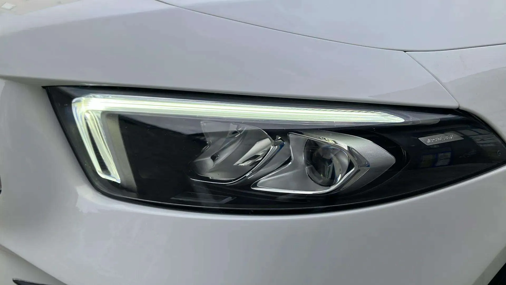 Mercedes-Benz Clase A Sedán A 200 - foto 11