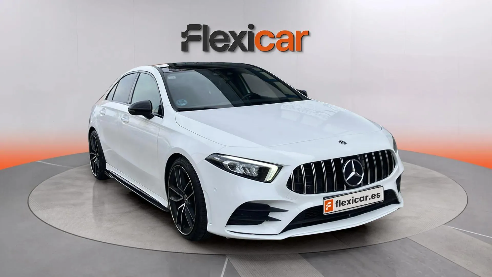 Mercedes-Benz Clase A Sedán A 200 - foto 1
