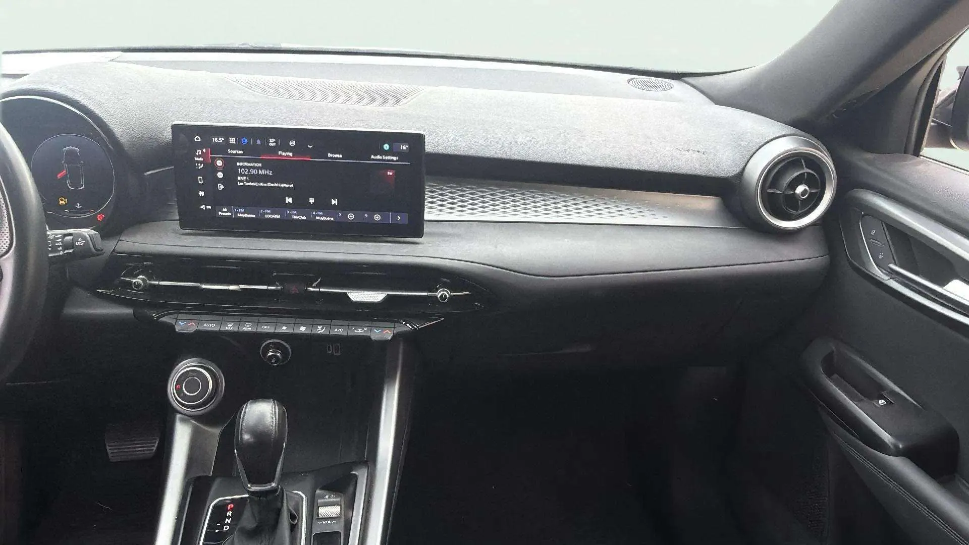 Alfa Romeo Tonale 1.5 MHEV Gasolina Sprint FWD - foto 11
