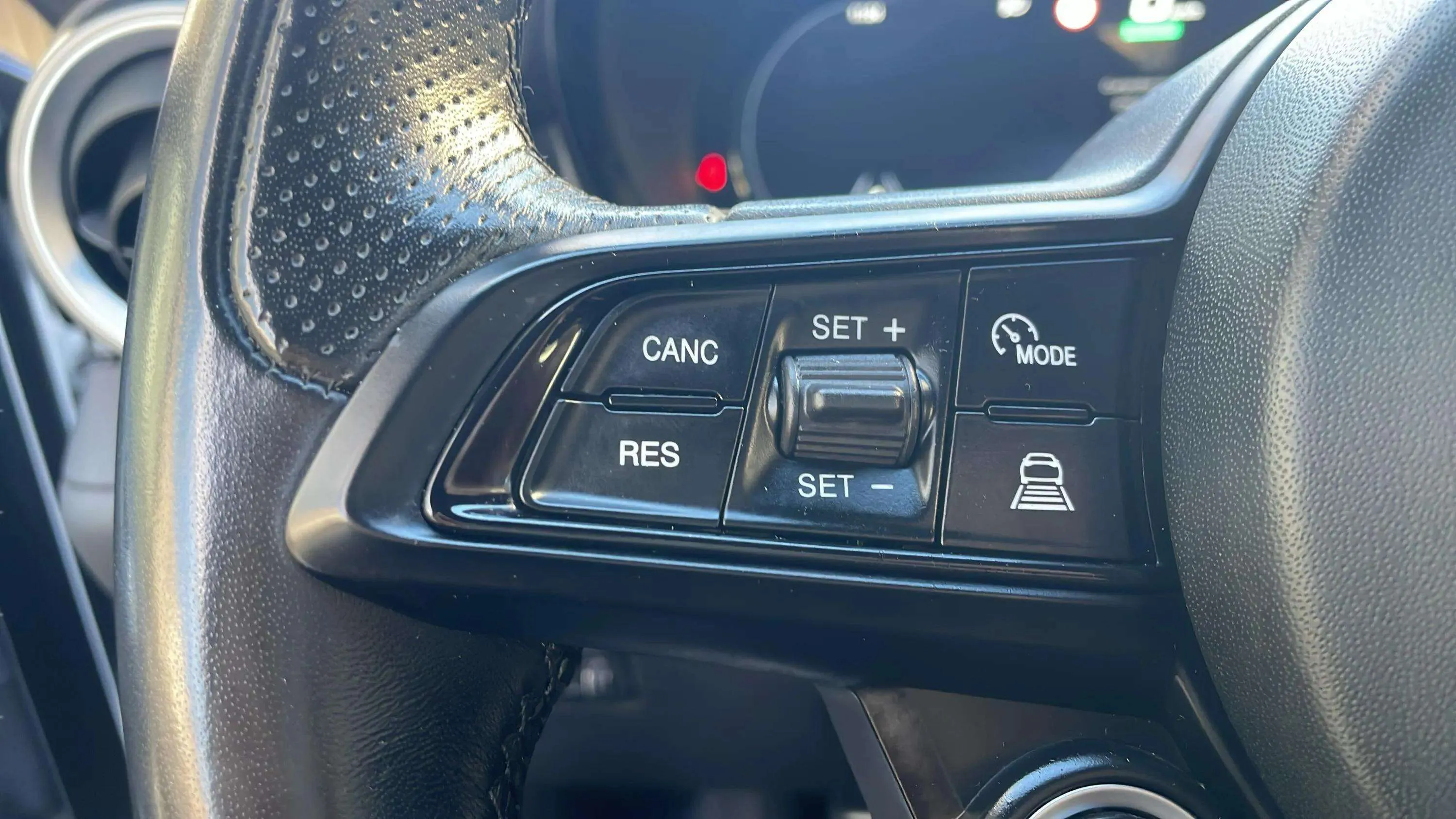 Alfa Romeo Tonale 1.5 MHEV Gasolina Sprint FWD - foto 11
