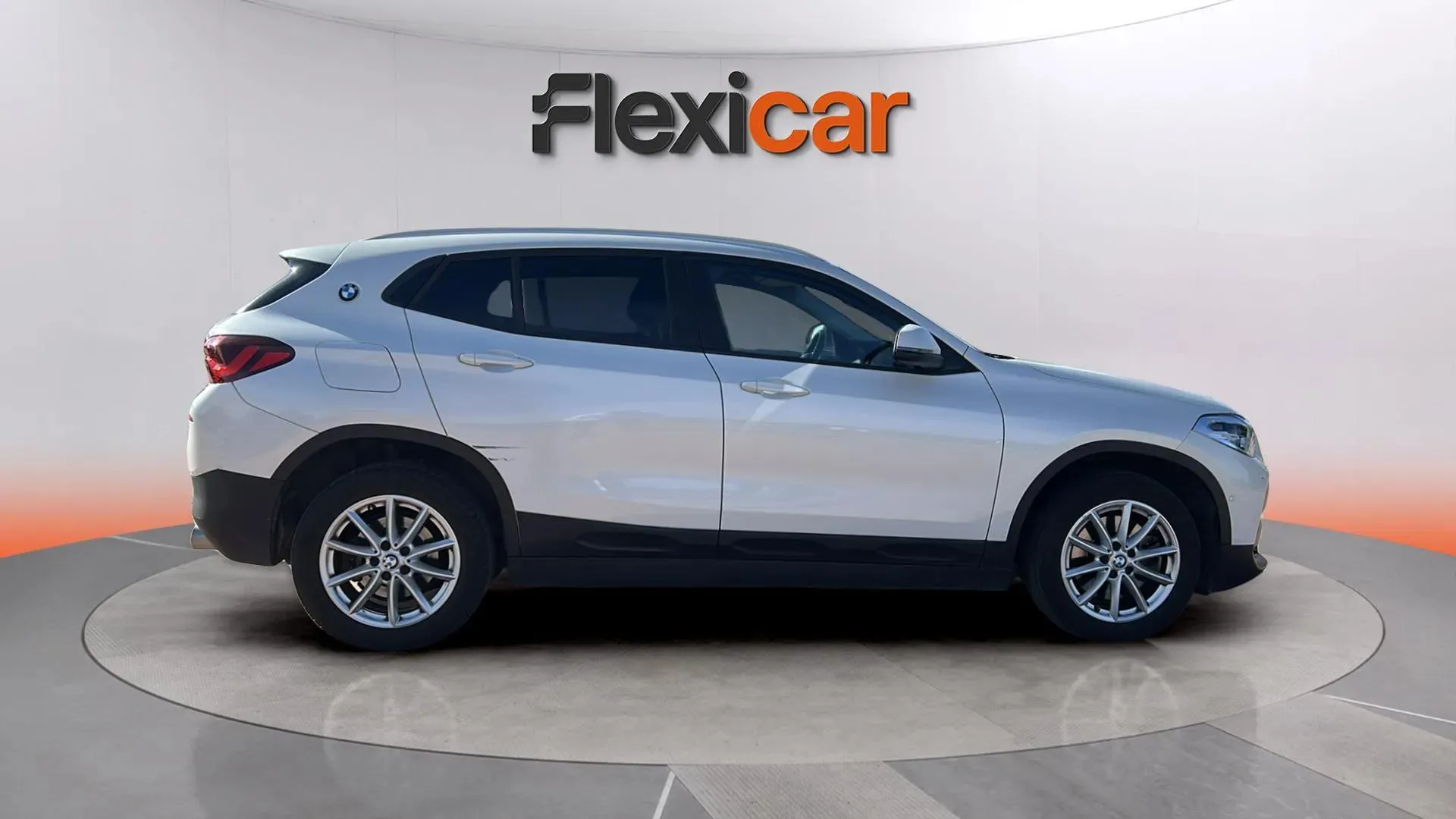 BMW X2 xDrive20dA - foto 8