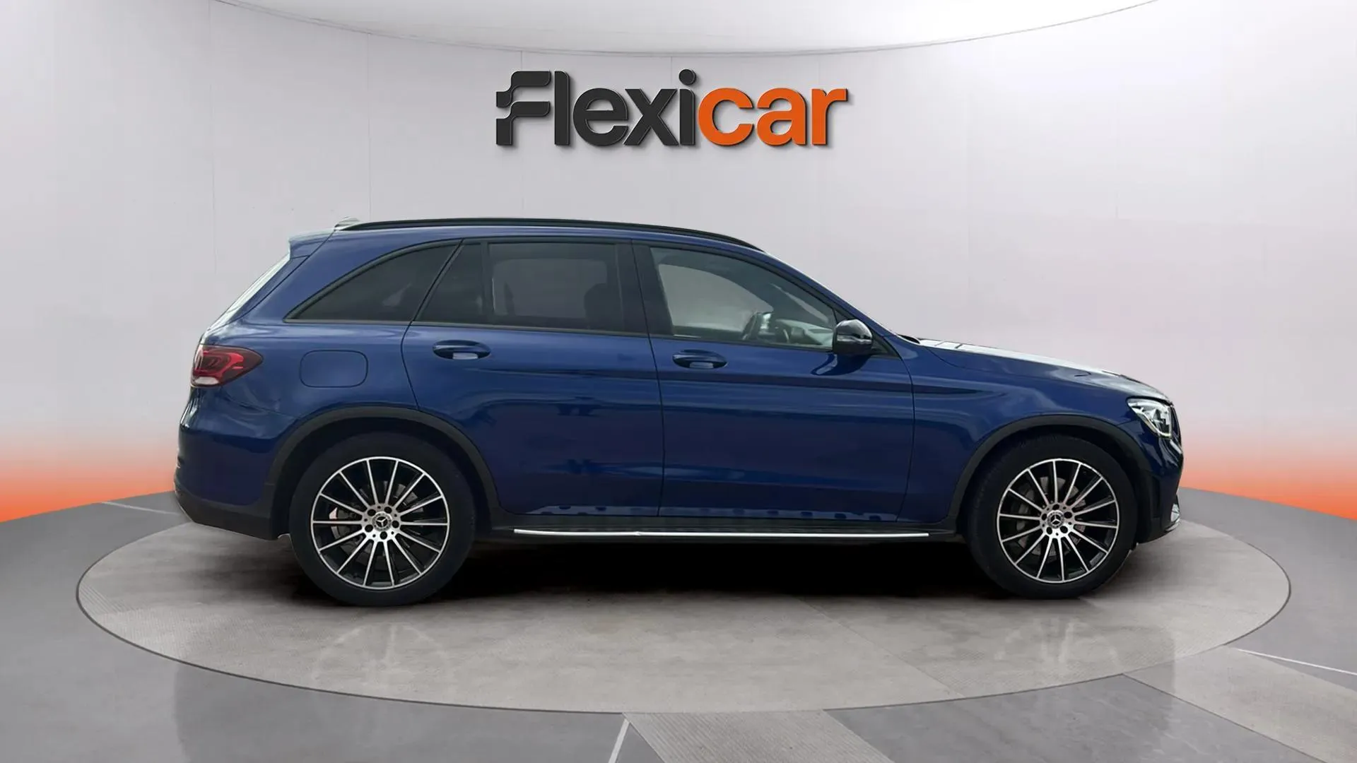 Mercedes-Benz GLC 200 4MATIC - foto 8