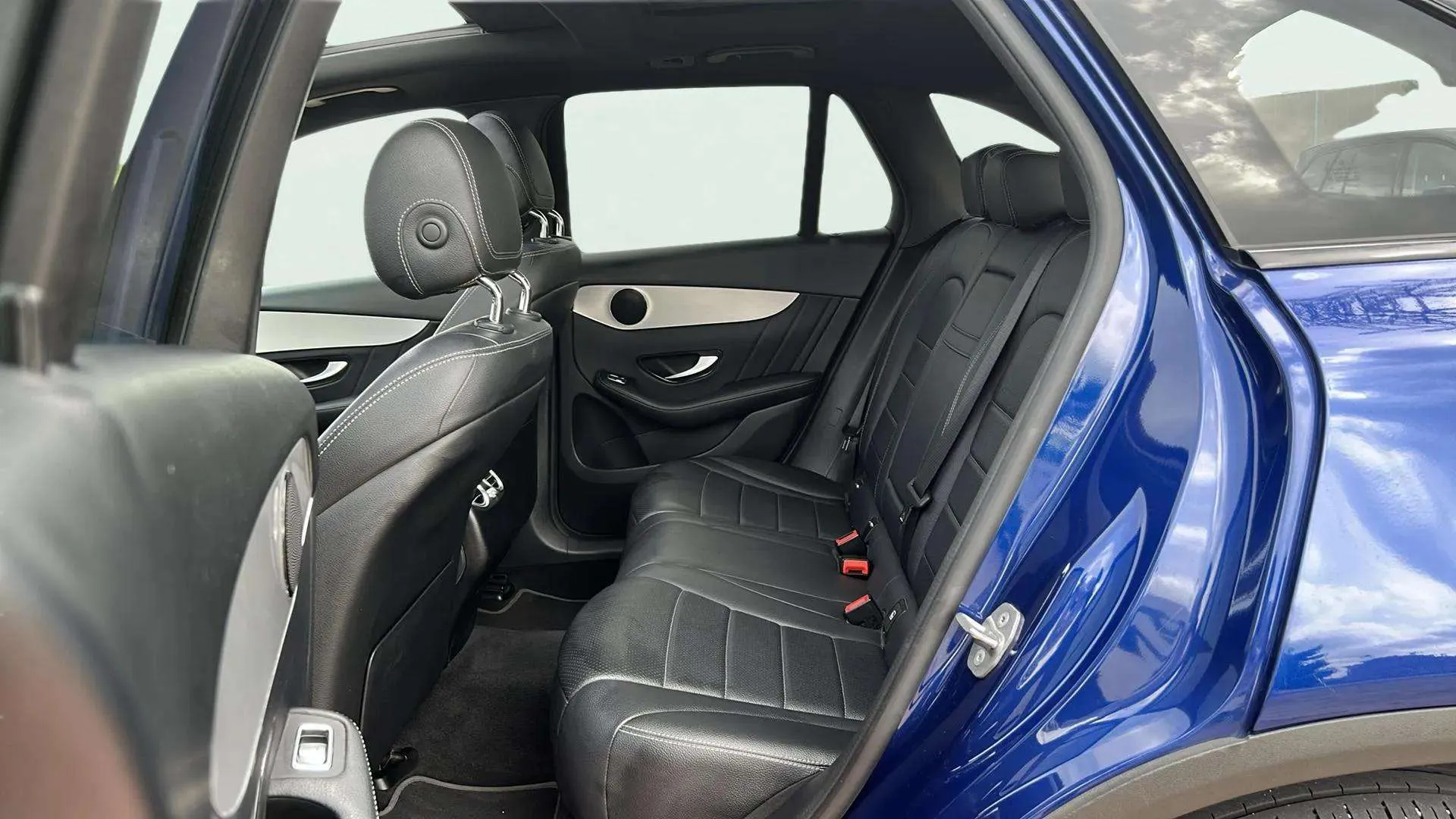 Mercedes-Benz GLC 200 4MATIC - foto 14