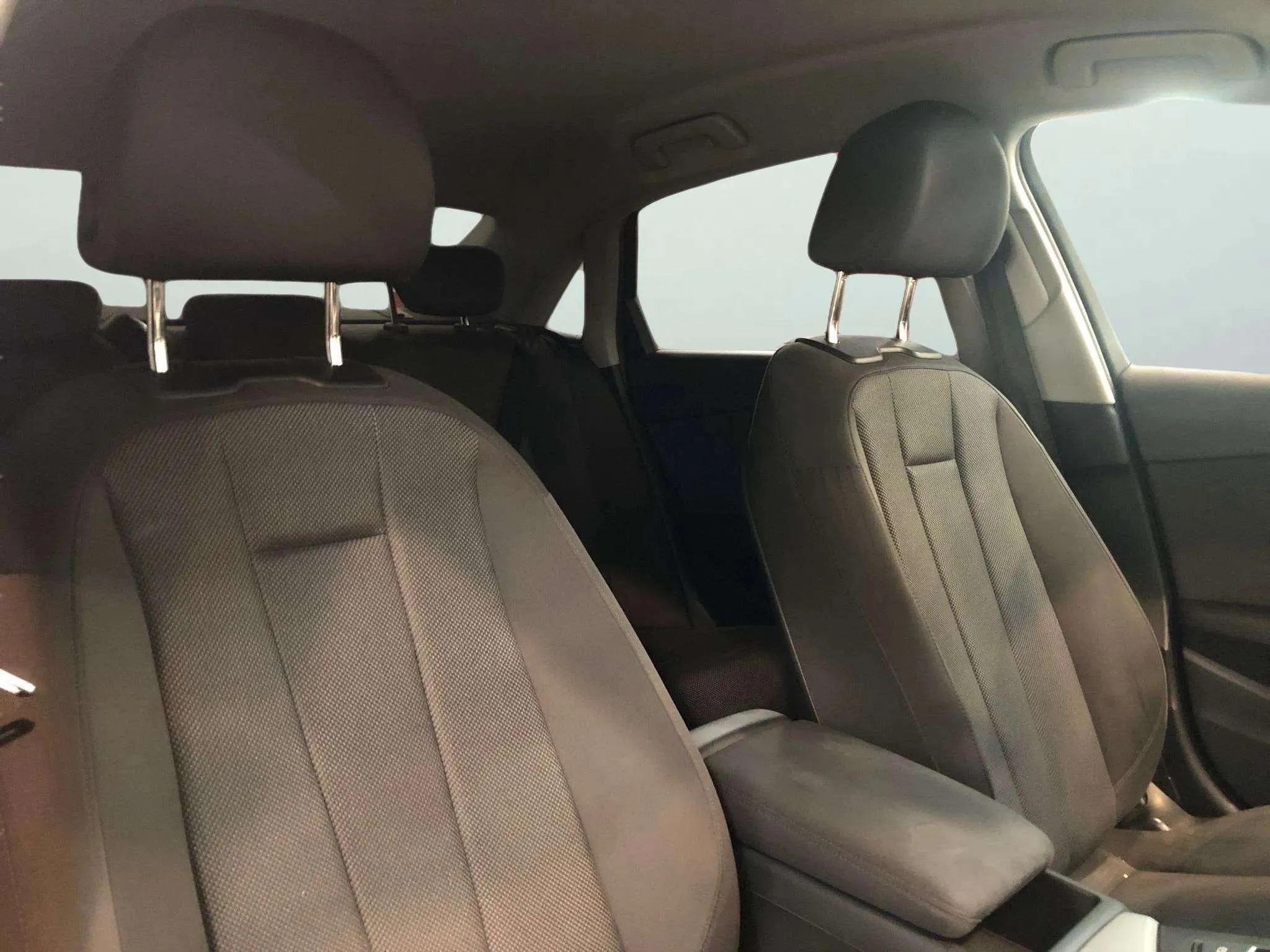 Audi A4 Advanced 30 TDI S tronic - foto 9