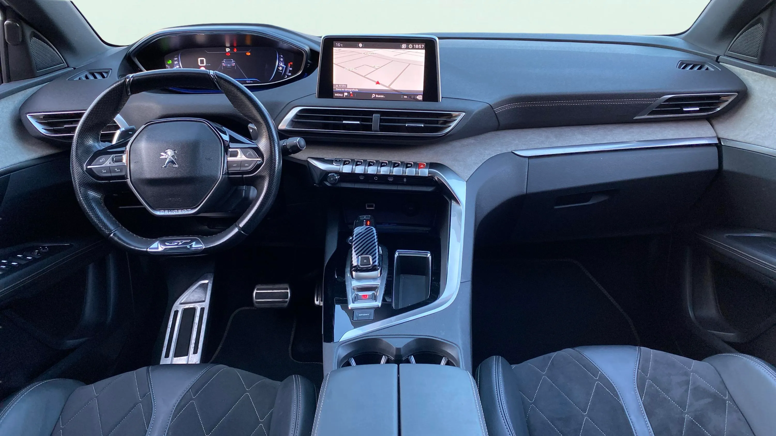 Peugeot 3008 2.0 BlueHDi GT EAT8 - foto 16