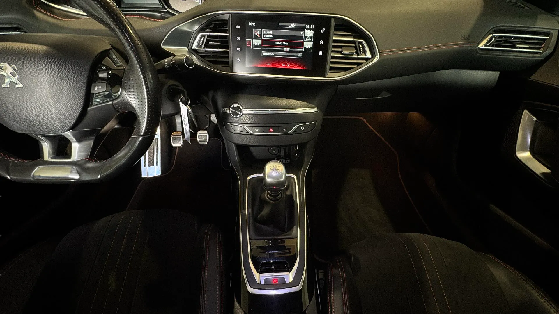 Peugeot 308 SW Access 1.2 PureTech 130 - foto 9