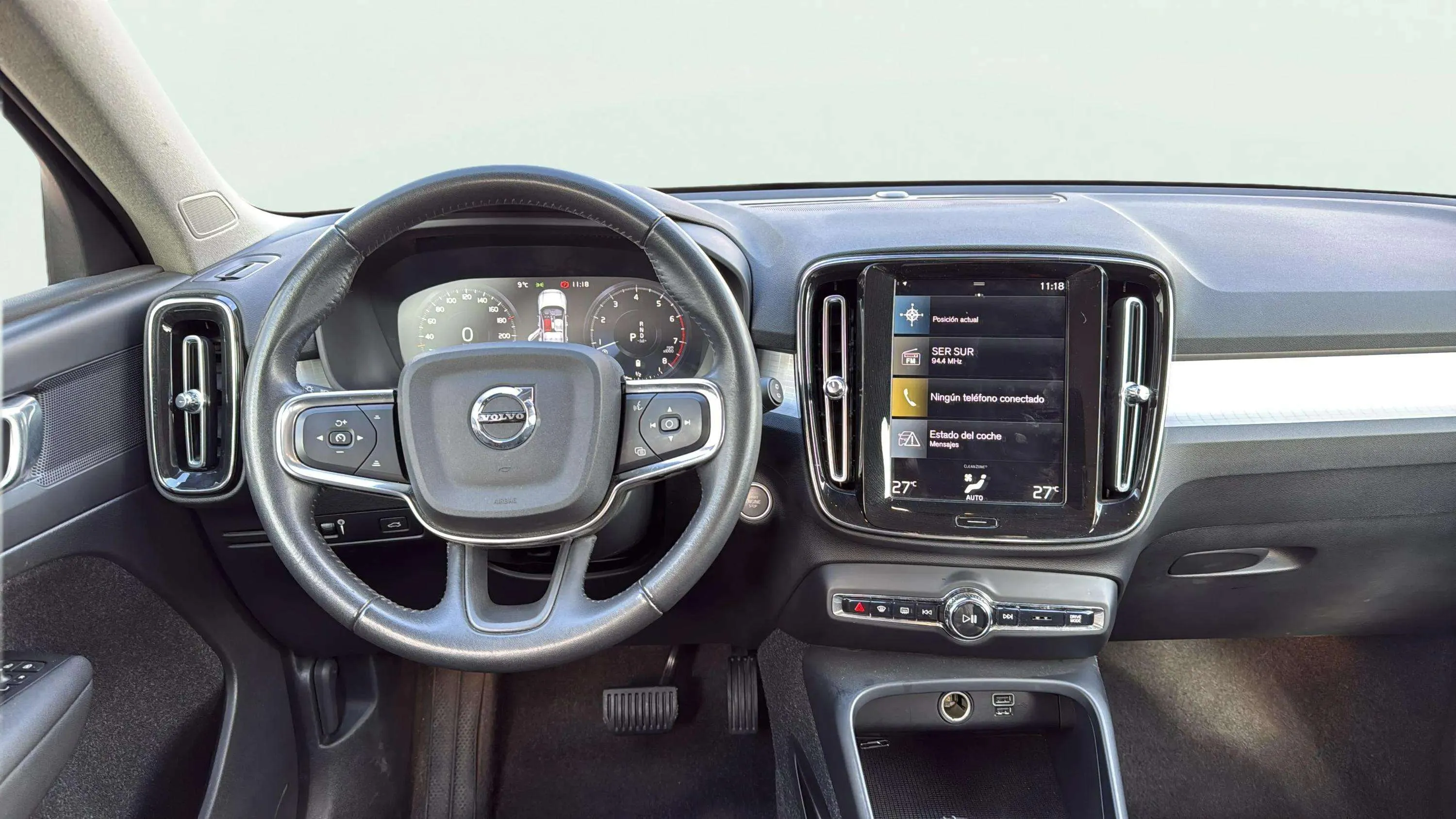 Volvo XC40 2.0 B4 G Momentum Pro - foto 9