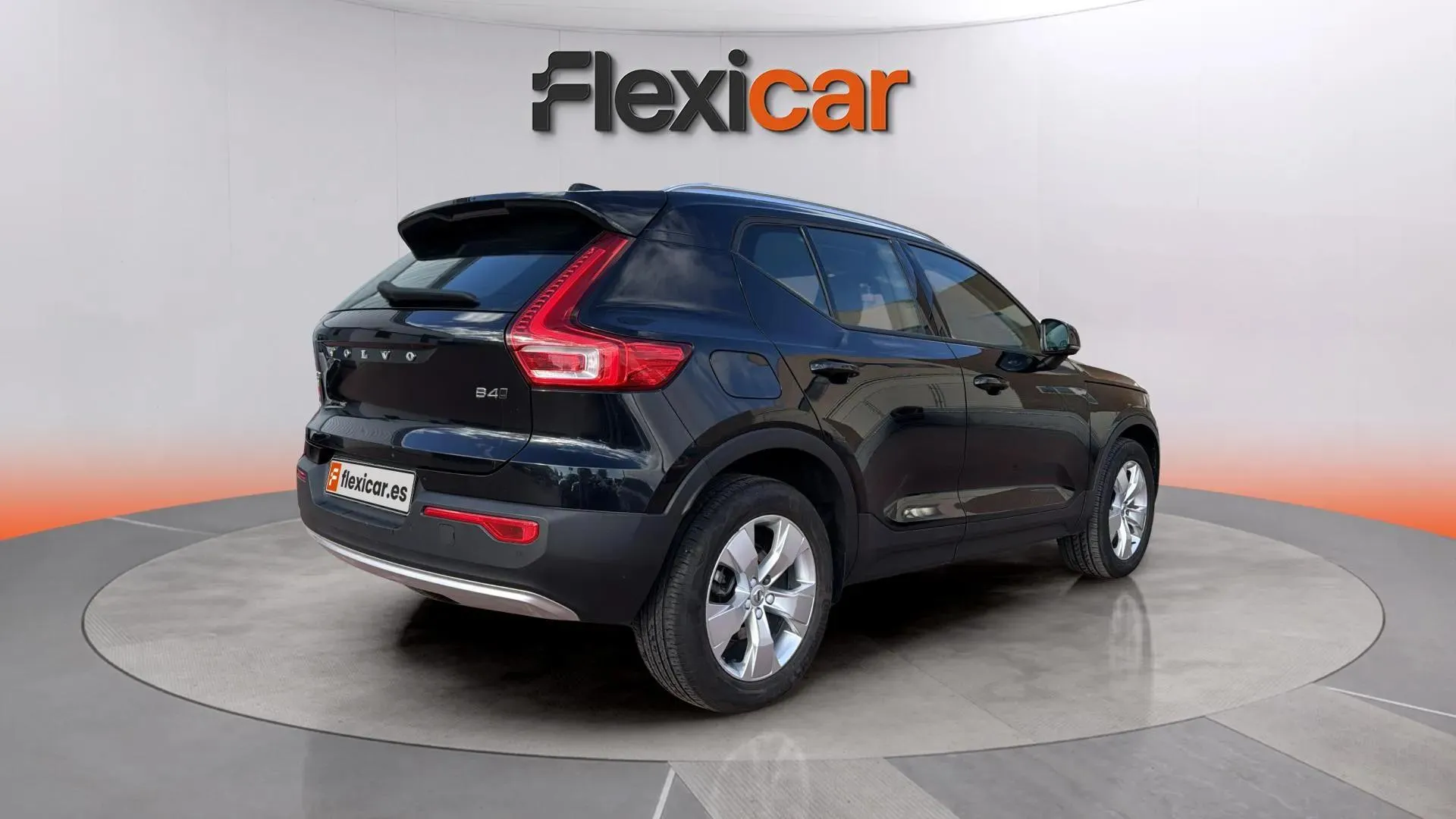 Volvo XC40 2.0 B4 G Momentum Pro - foto 6