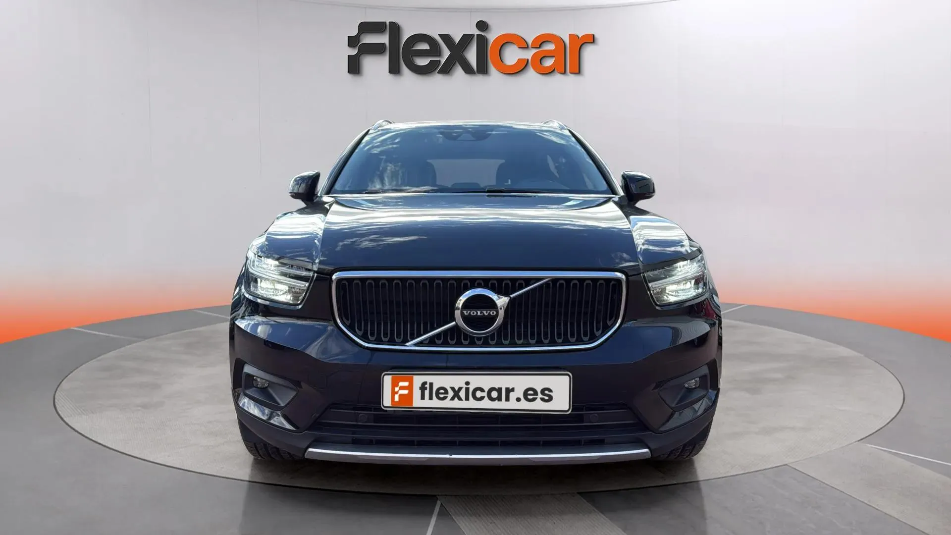 Volvo XC40 2.0 B4 G Momentum Pro - foto 2