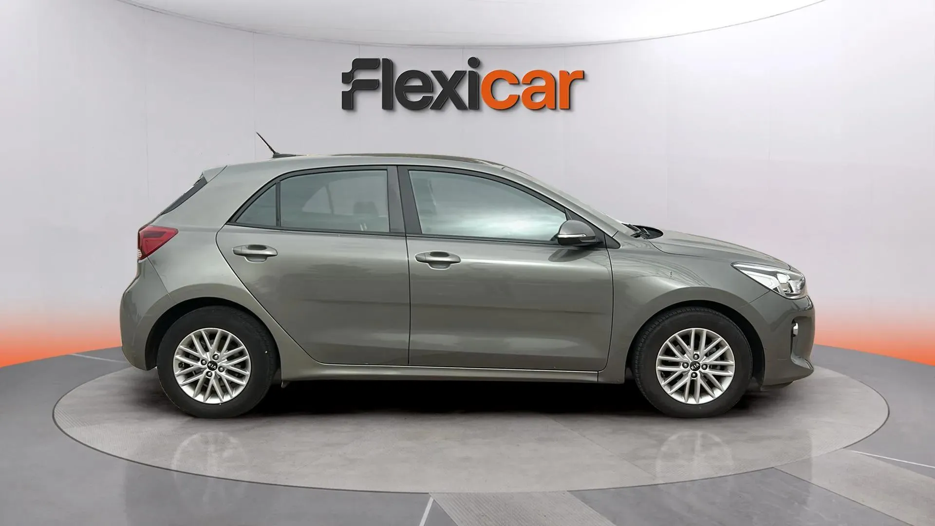 Kia Rio 1.0 T-GDi Concept - foto 8