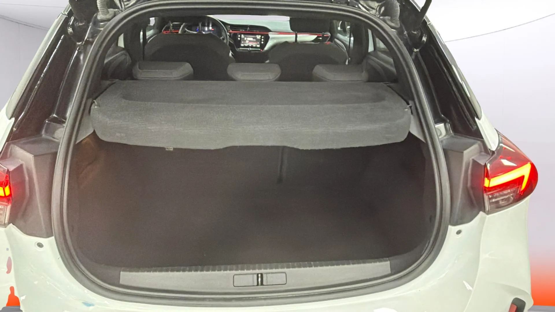 Opel Corsa 1.2T XHL Edition - foto 12