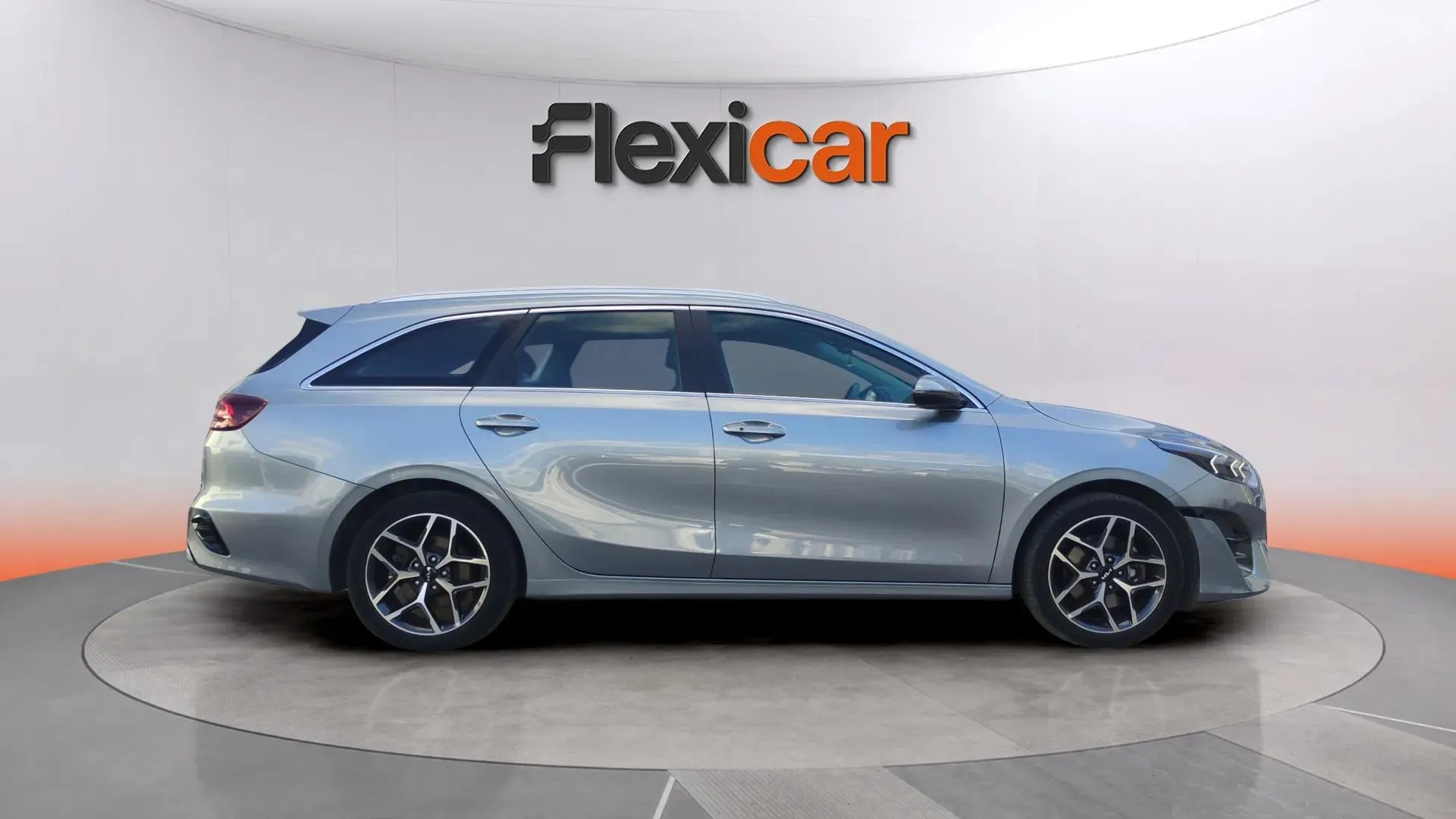 Kia Ceed Tourer 1.6 GDi PHEV eDrive - foto 3