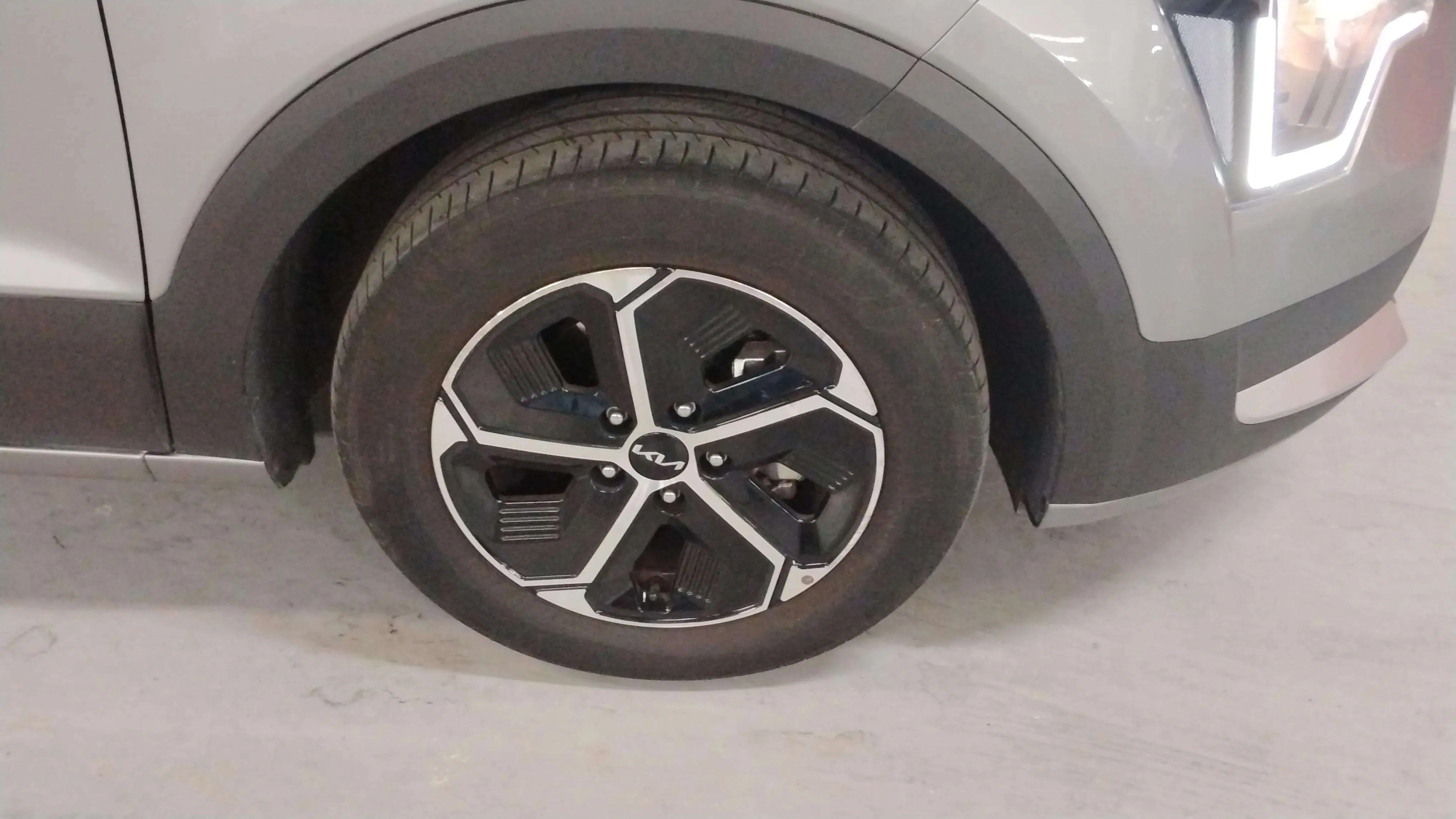 Kia Niro 1.6 GDi HEV Concept - foto 21
