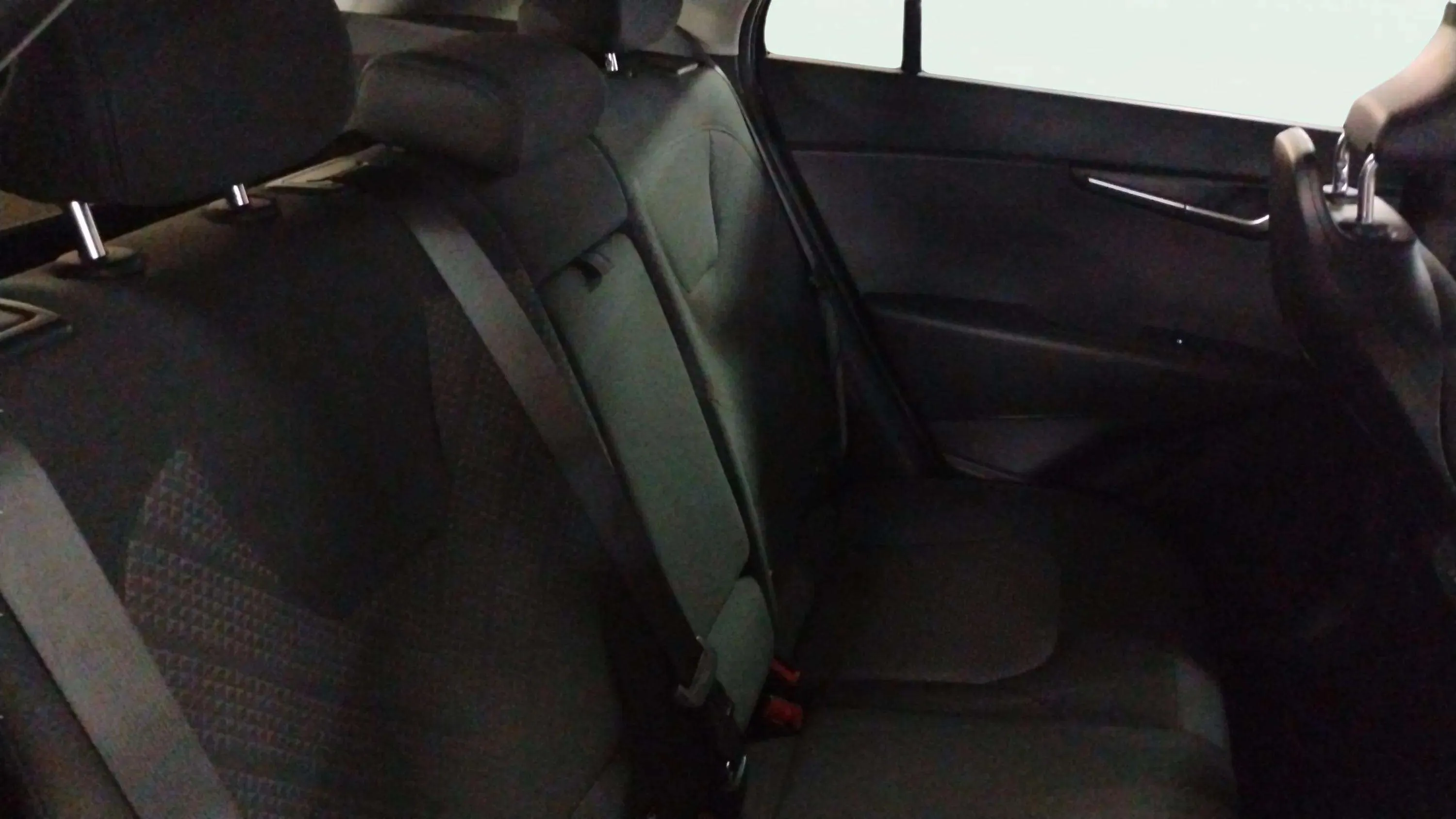 Kia Niro 1.6 GDi HEV Concept - foto 20