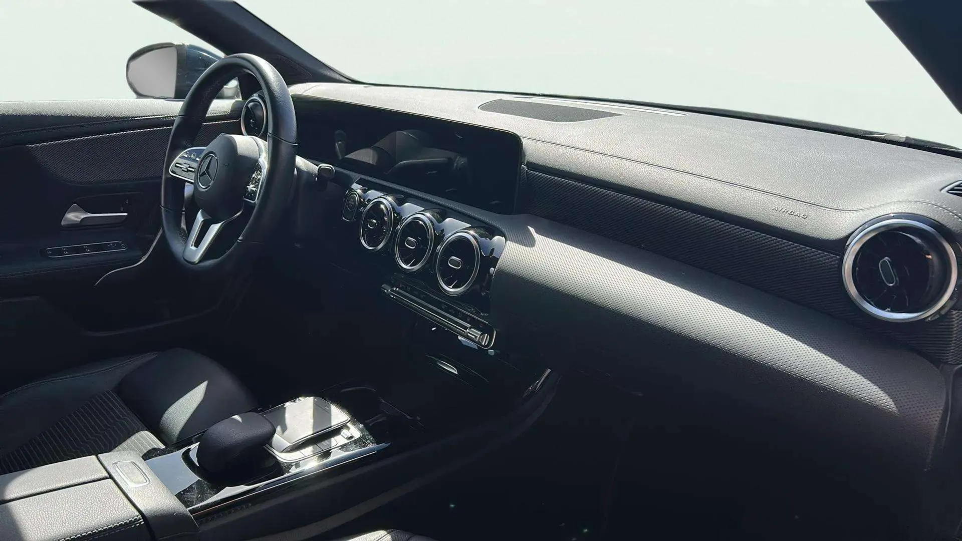 Mercedes-Benz CLA 250 e Shooting Brake - foto 19