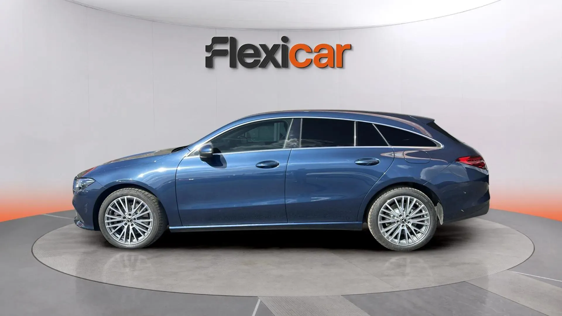 Mercedes-Benz CLA 250 e Shooting Brake - foto 4