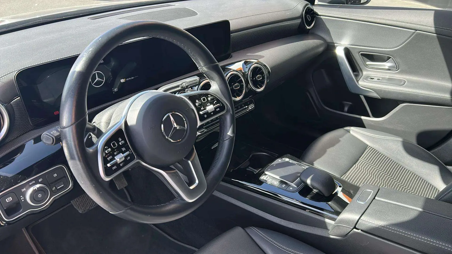 Mercedes-Benz CLA 250 e Shooting Brake - foto 28