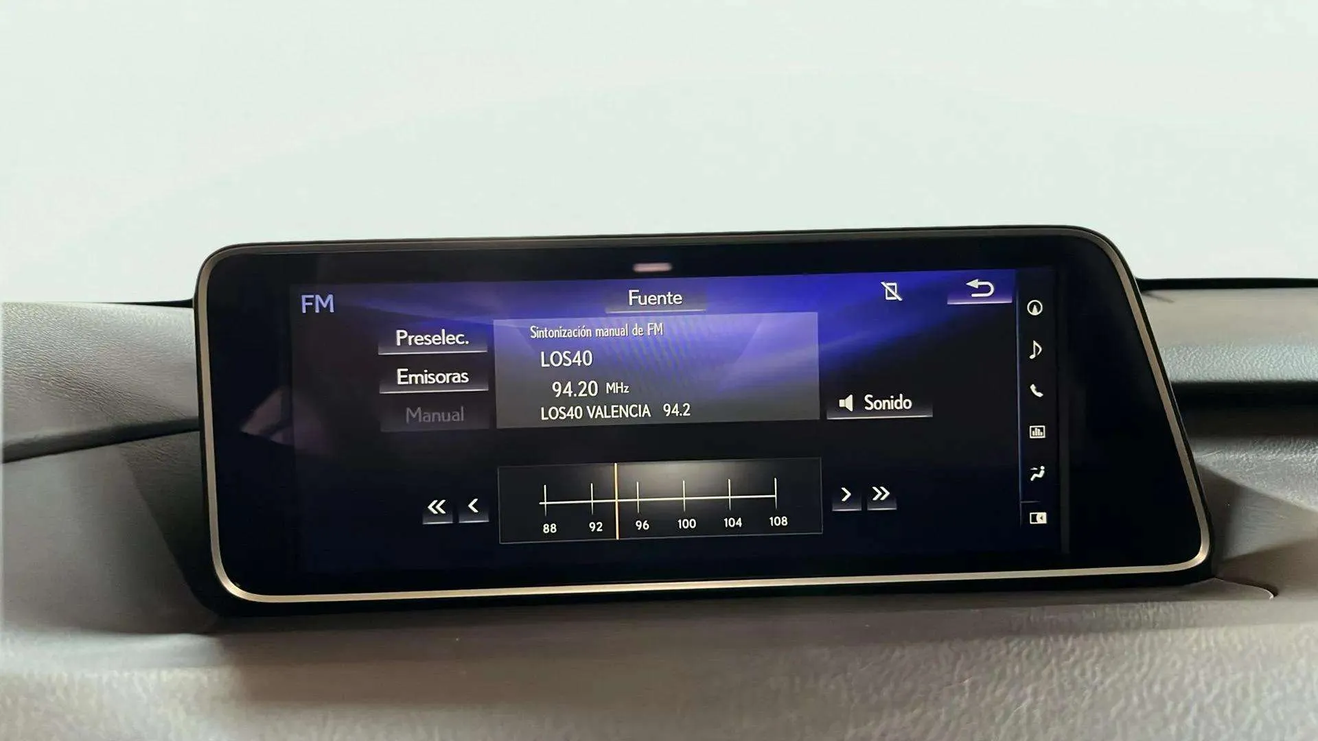 Lexus RX 450h Executive - foto 7