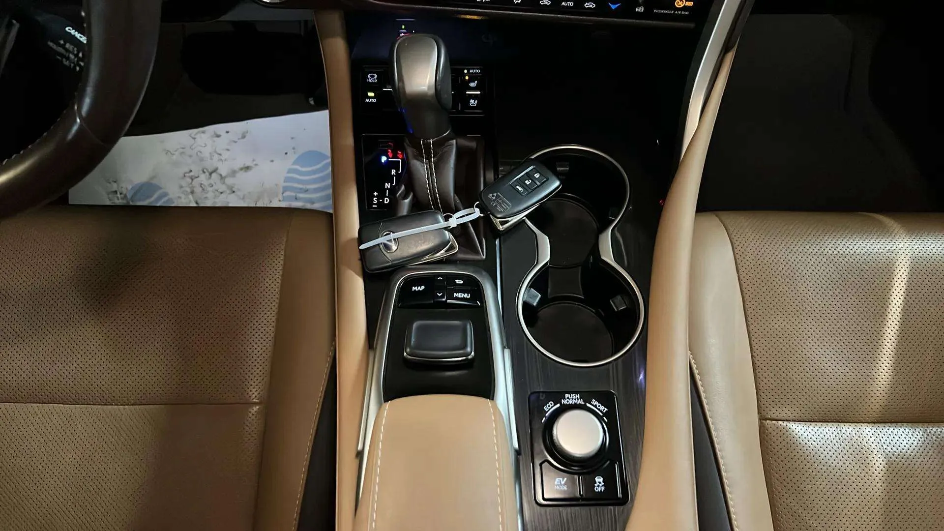 Lexus RX 450h Executive - foto 10