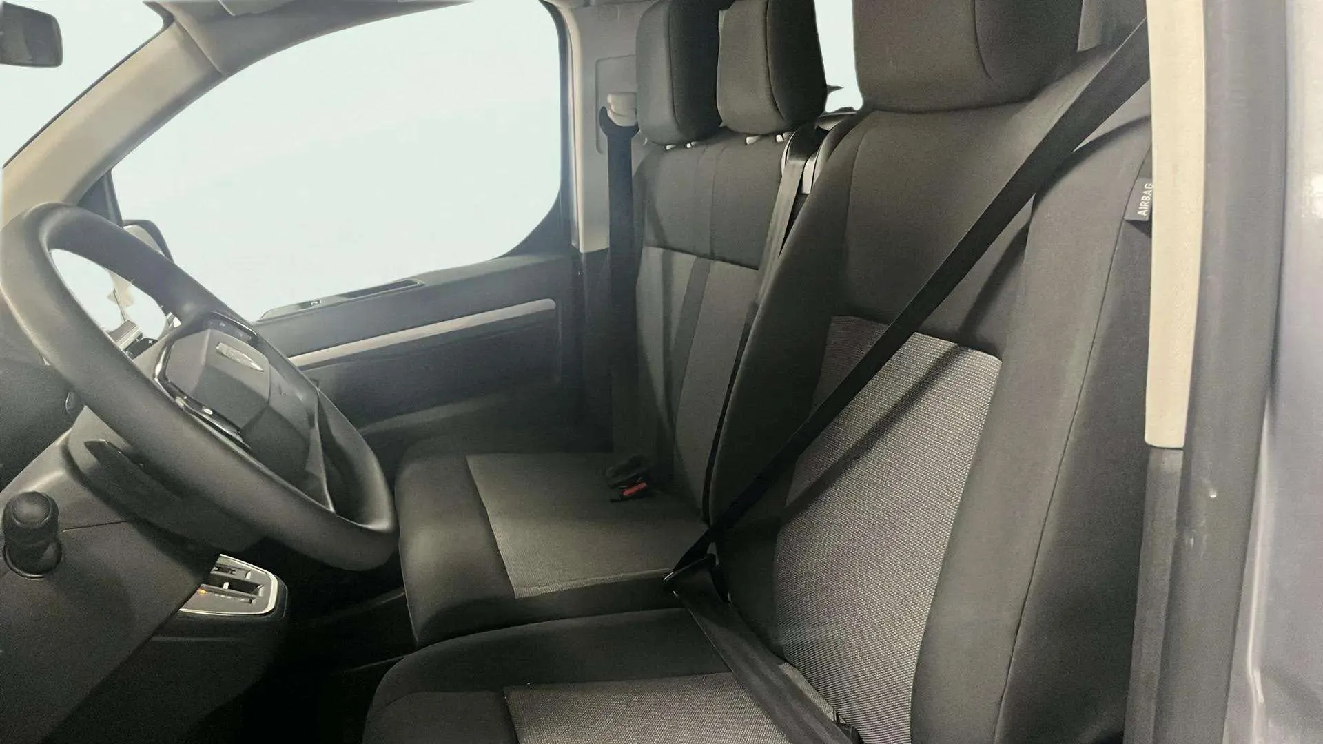 Peugeot Traveller Business Long BlueHDi 180 EAT8 - foto 19