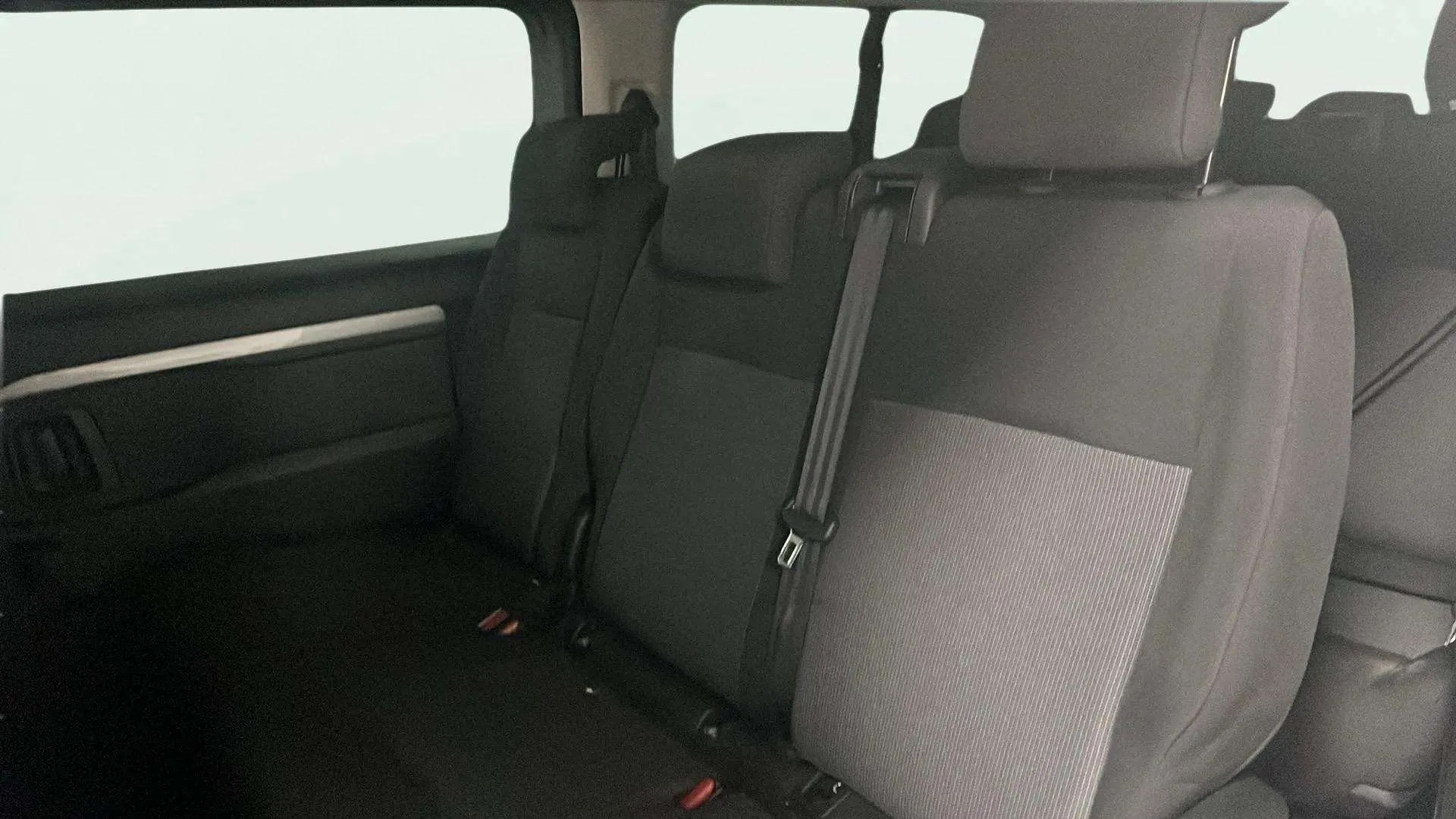 Peugeot Traveller Business Long BlueHDi 180 EAT8 - foto 20