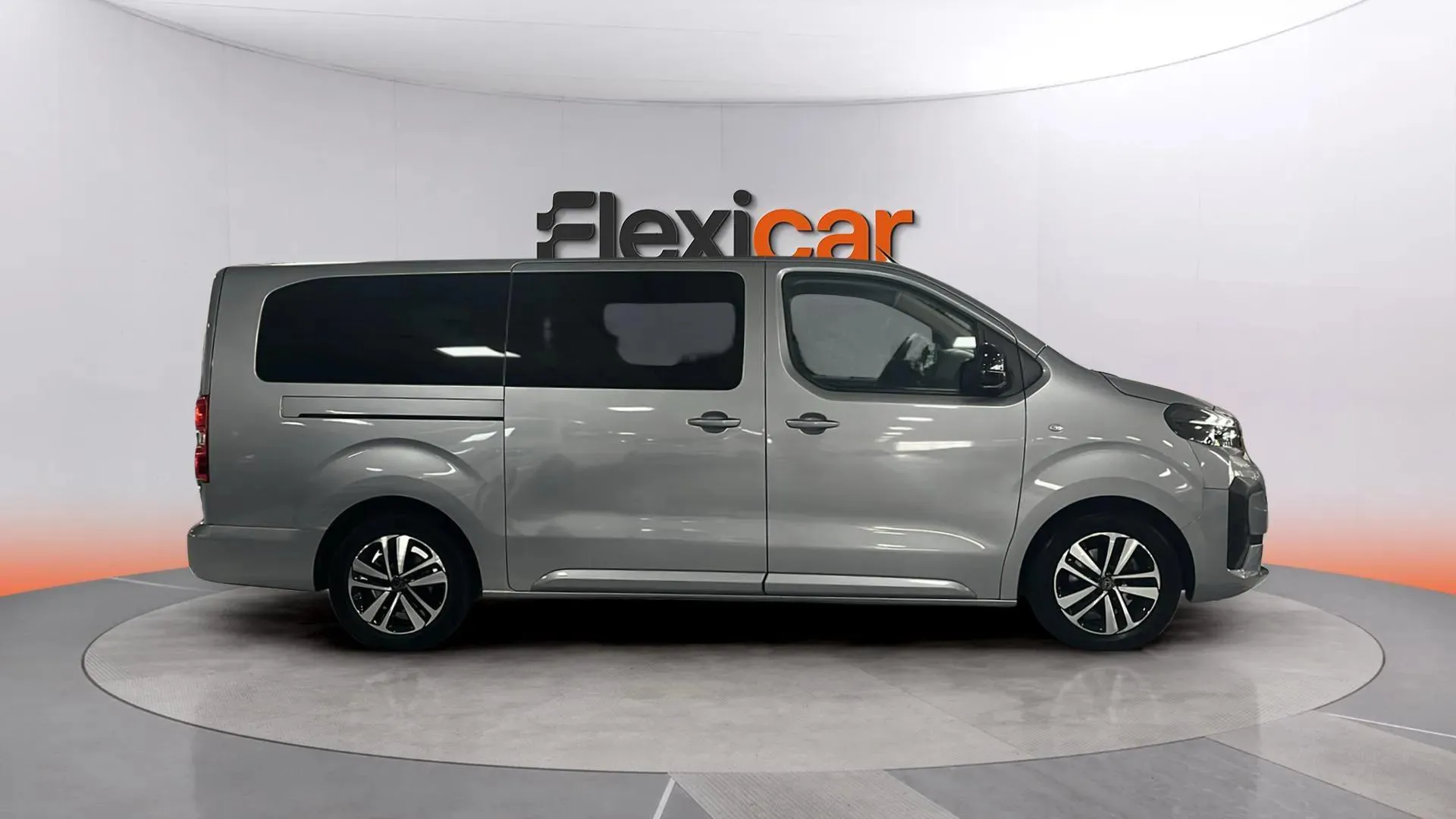 Peugeot Traveller Business Long BlueHDi 180 EAT8 - foto 4